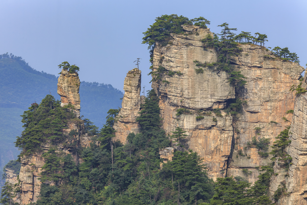 写一篇走进自然的怀抱——张家界旅游攻略