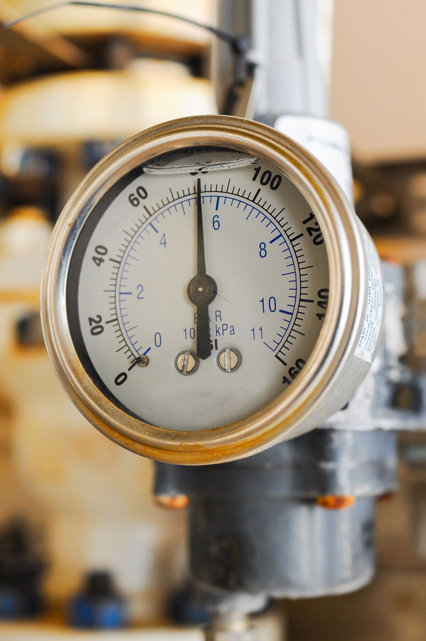 gauge for measuring pressure in the system