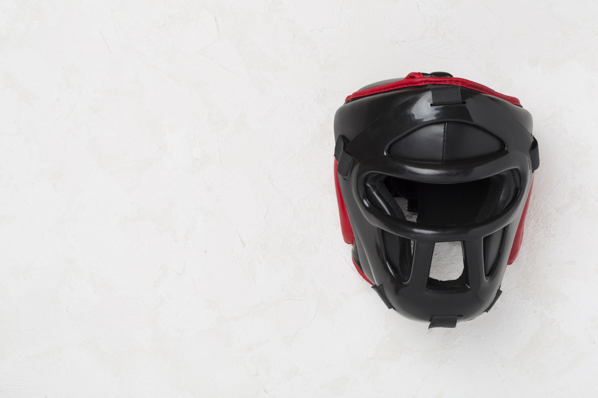 新建会话智能头盔是一款集智能化技术、安全性和便利性于一体的头盔。在日常使用中它不仅可以保护骑行者的头导出导入清空购买KEY文心GPT-SVIP智能头盔是一款集智能化技术、安全性和便利性于一体的头盔。在日常使用中它不仅可以保护骑行者的头部安全头盔采用无线充电设计让用户摆脱繁琐的充电过程随时随地享受便利。此外用户可以通过手机APP对头盔进行控制包括读取头盔内外的温湿度、基于高德地图的快捷导航、紧急情况