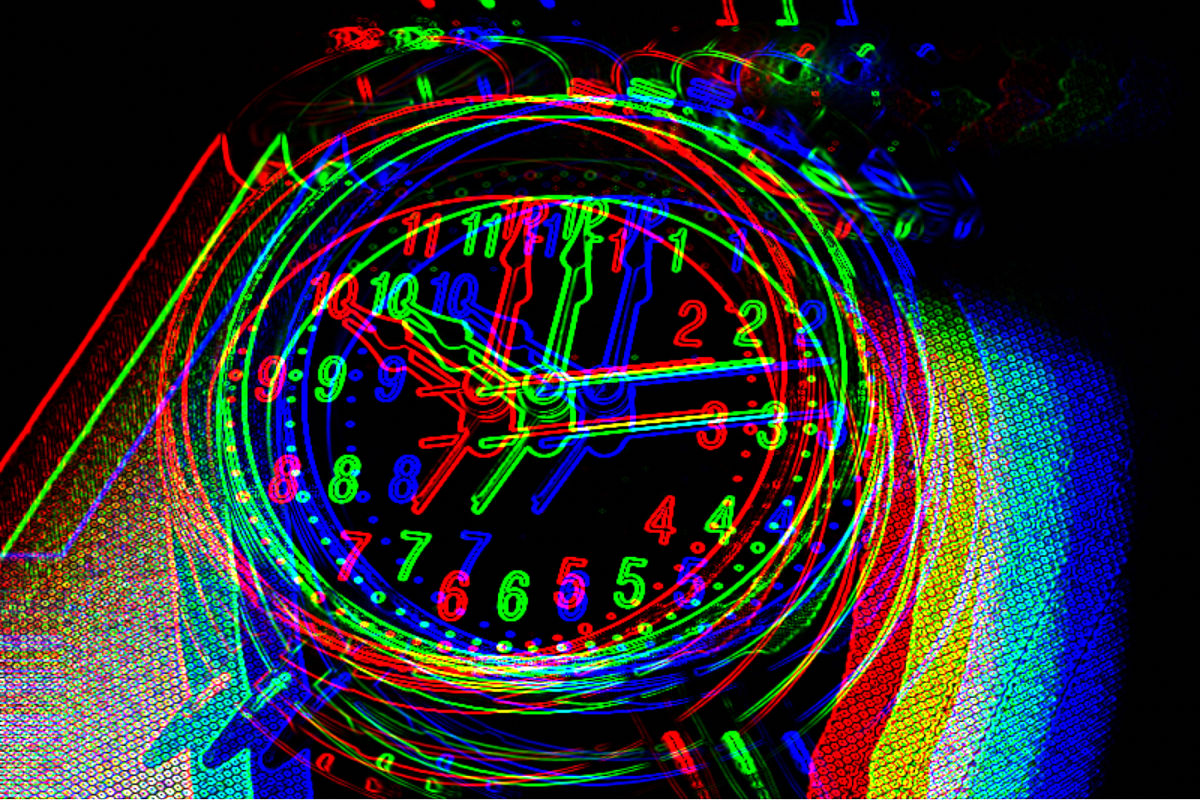 有限元模拟实验中在参数范围内最高电流、最长时间下即135A-200ms情况下的最高温度是130665摄氏度小于NiTi合金的熔点即1350摄氏度而在模拟实验过程中实验电极上的最高温度是352705摄氏度小于Cu电极的熔点即10834摄氏度因此在温度上是可行的不会造成NiTi合金微丝与电极的熔化从而无法模拟实际焊接流程。
