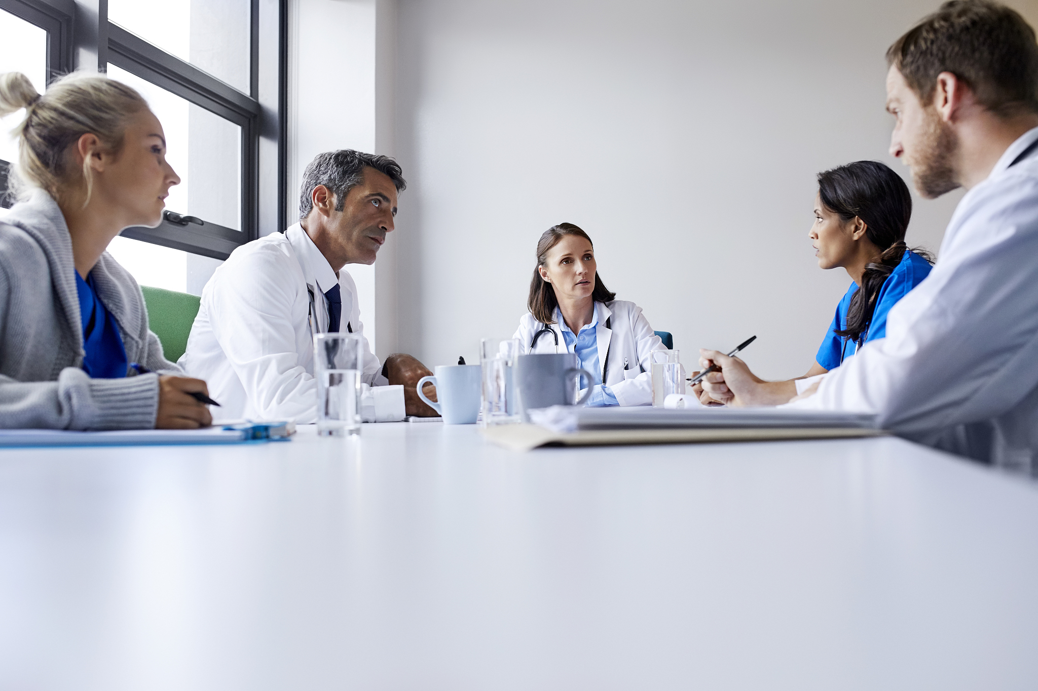 学校行政办公室学期工作计划