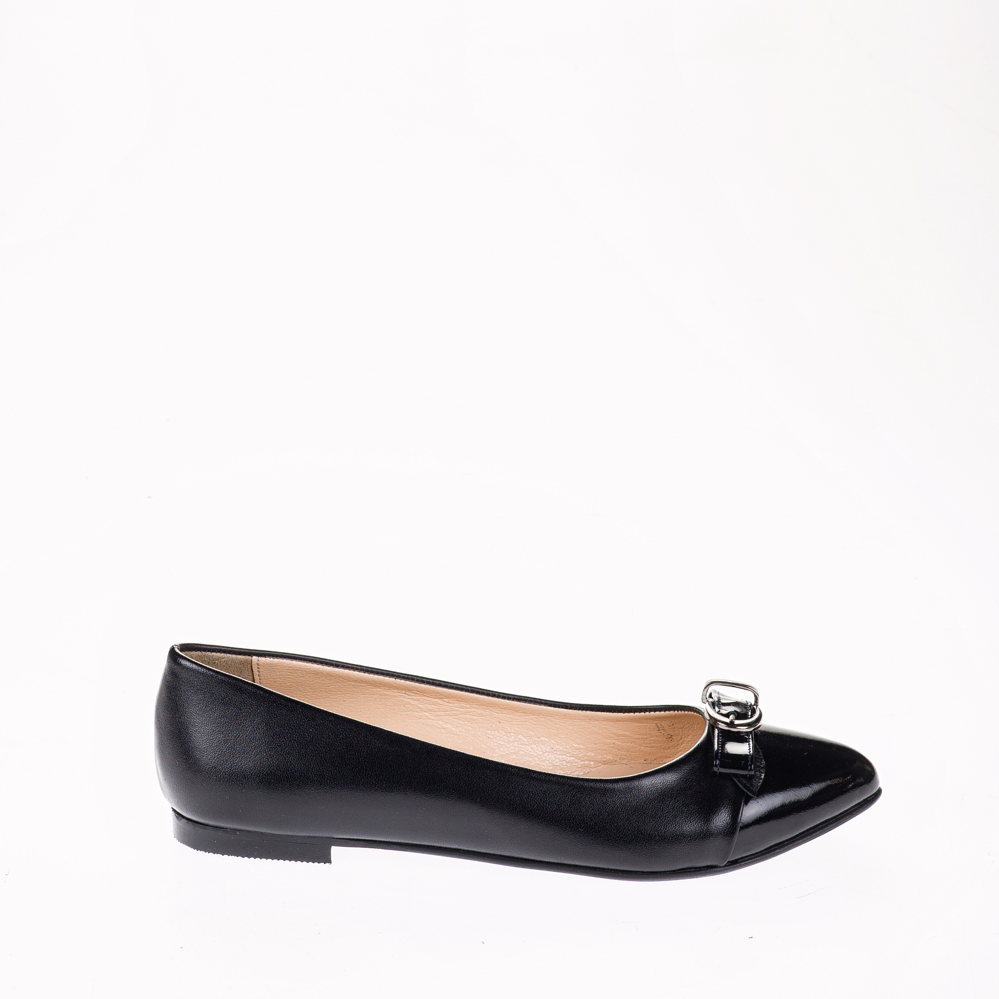 用美式英语写3条关于Womens Fashion Casual Retro Solid Colors Short Zipper Shoes的好评反馈。内容附带评论标题评论单词数量小于70个单词。