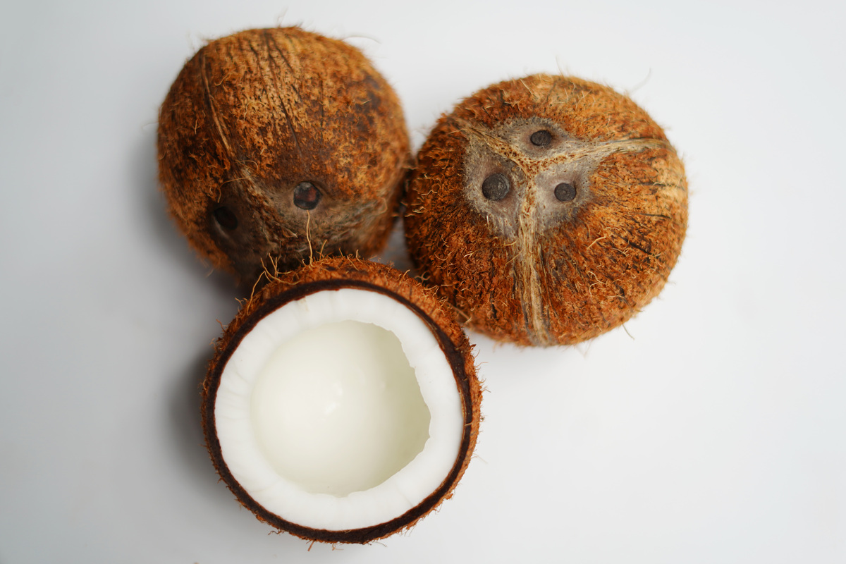 发霉椰子还能喝吗？处理方法及安全风险