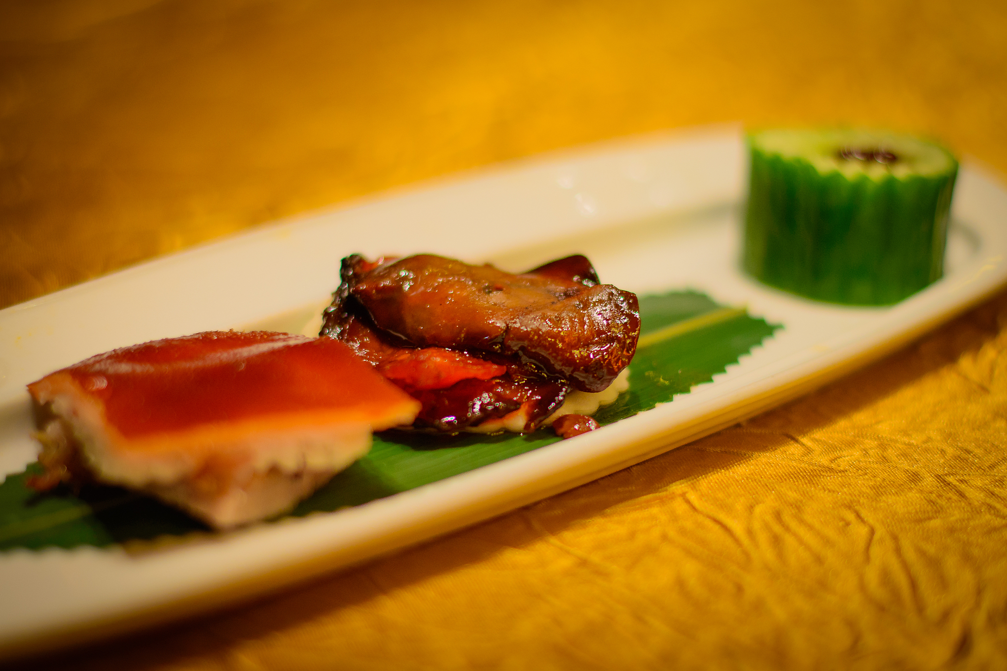 roasted sucklings pig and sliced chicken liver