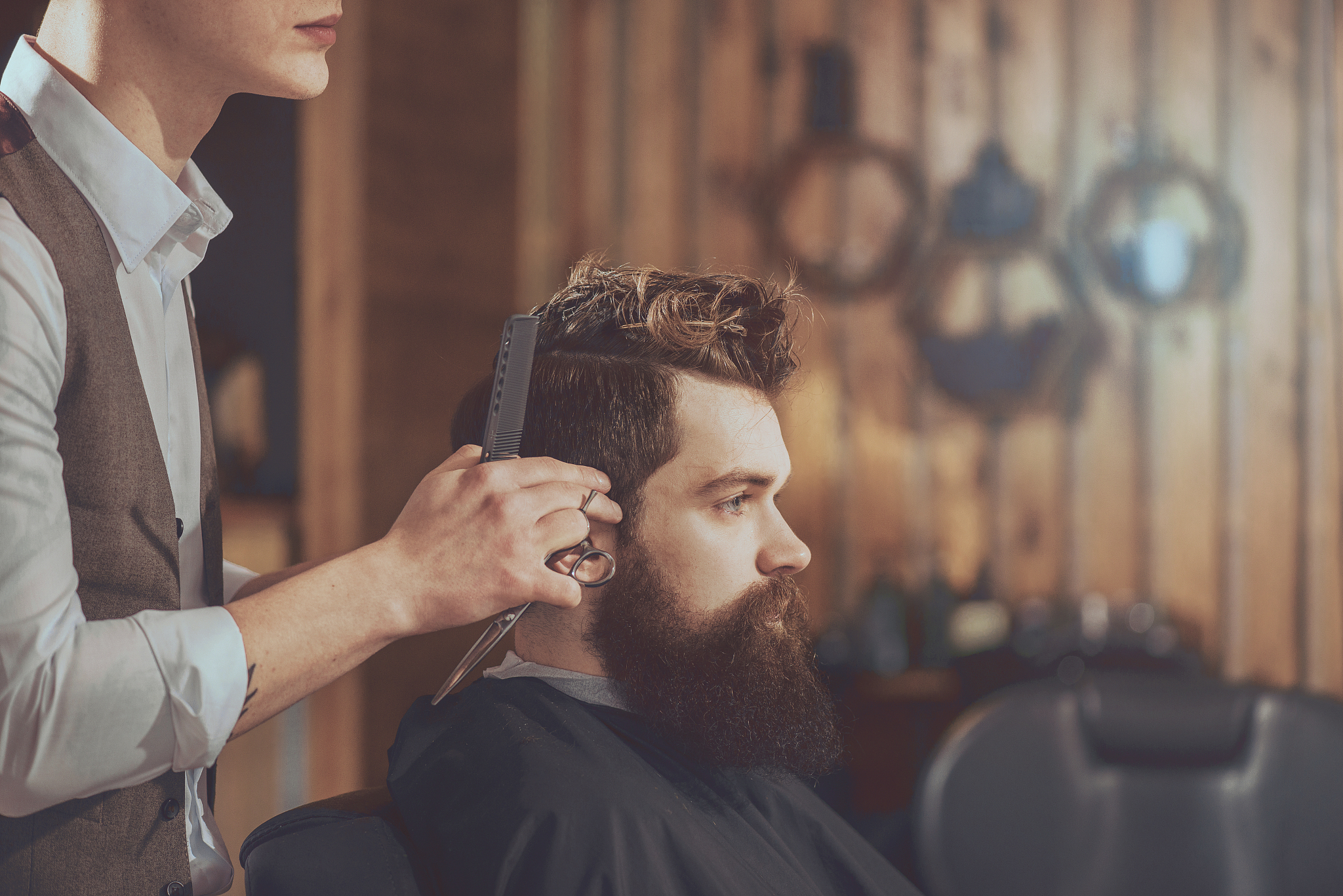 2019年贵州现代经济学校专业介绍之美容美发与形象设计