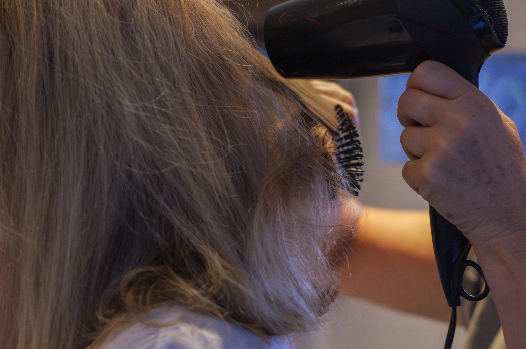 打雷可以吹头发吗