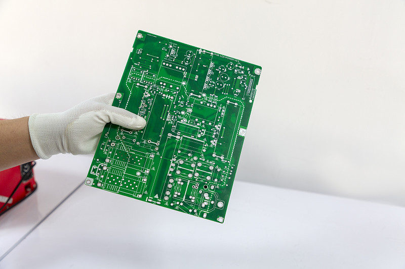 CPU 的构成与硬盘数据读取 | CPU 能读取硬盘数据吗？