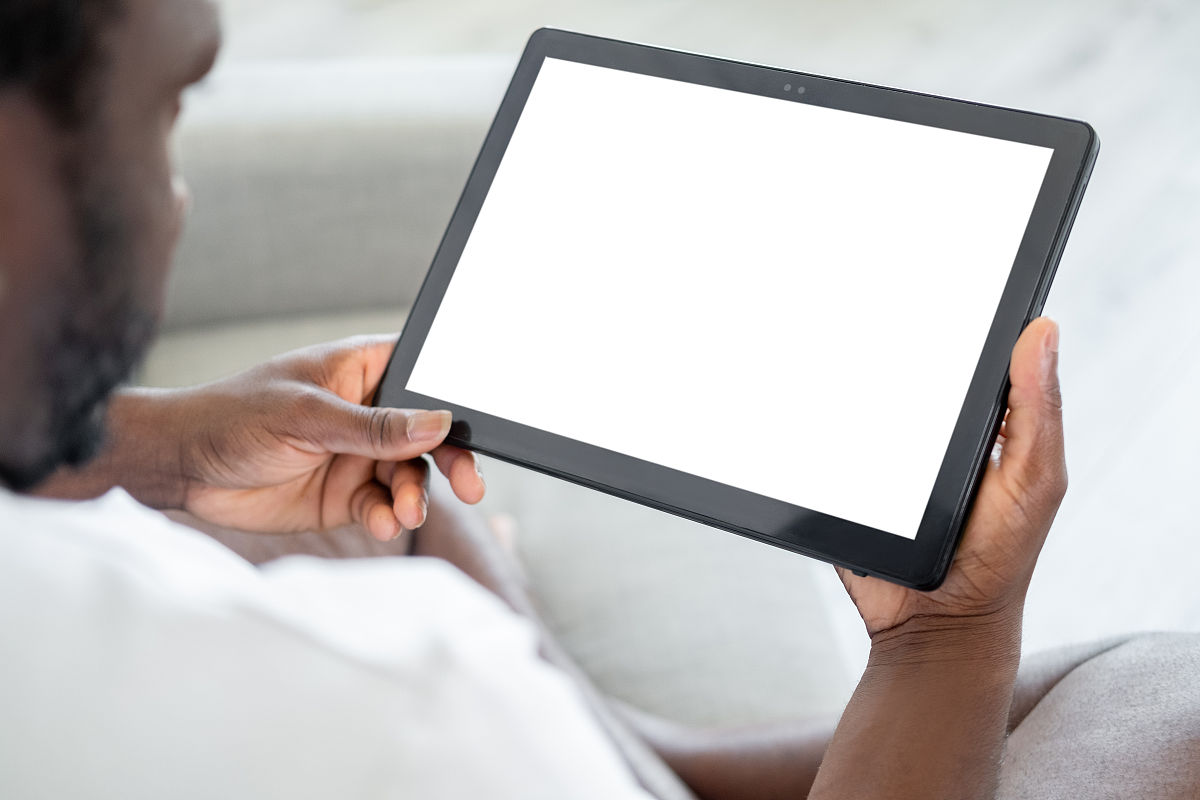 荣耀微信打视频一秒为什么是黑色 解决步骤帮我用200字详细描述