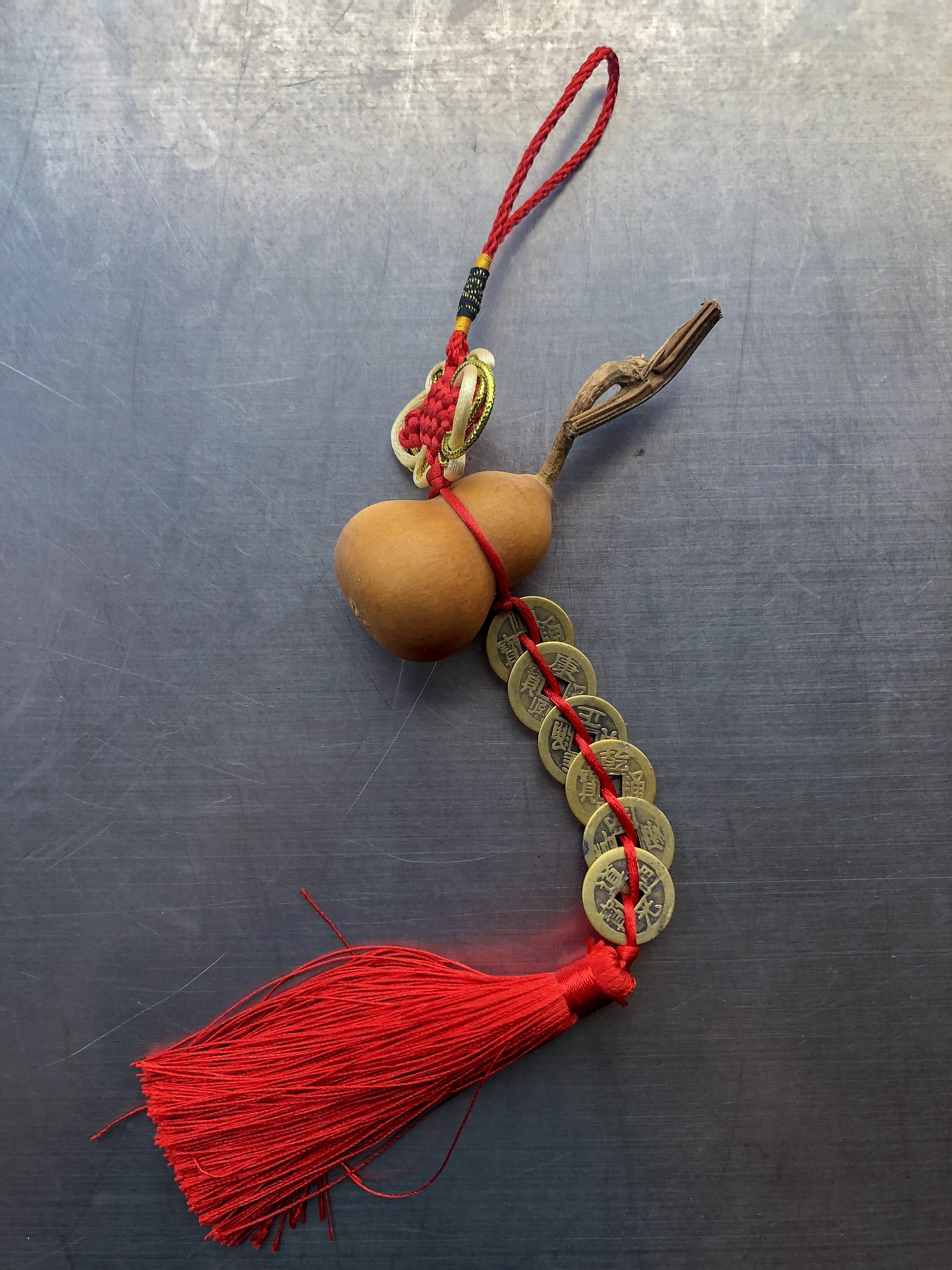 铜葫芦挂床头哪里比较好？