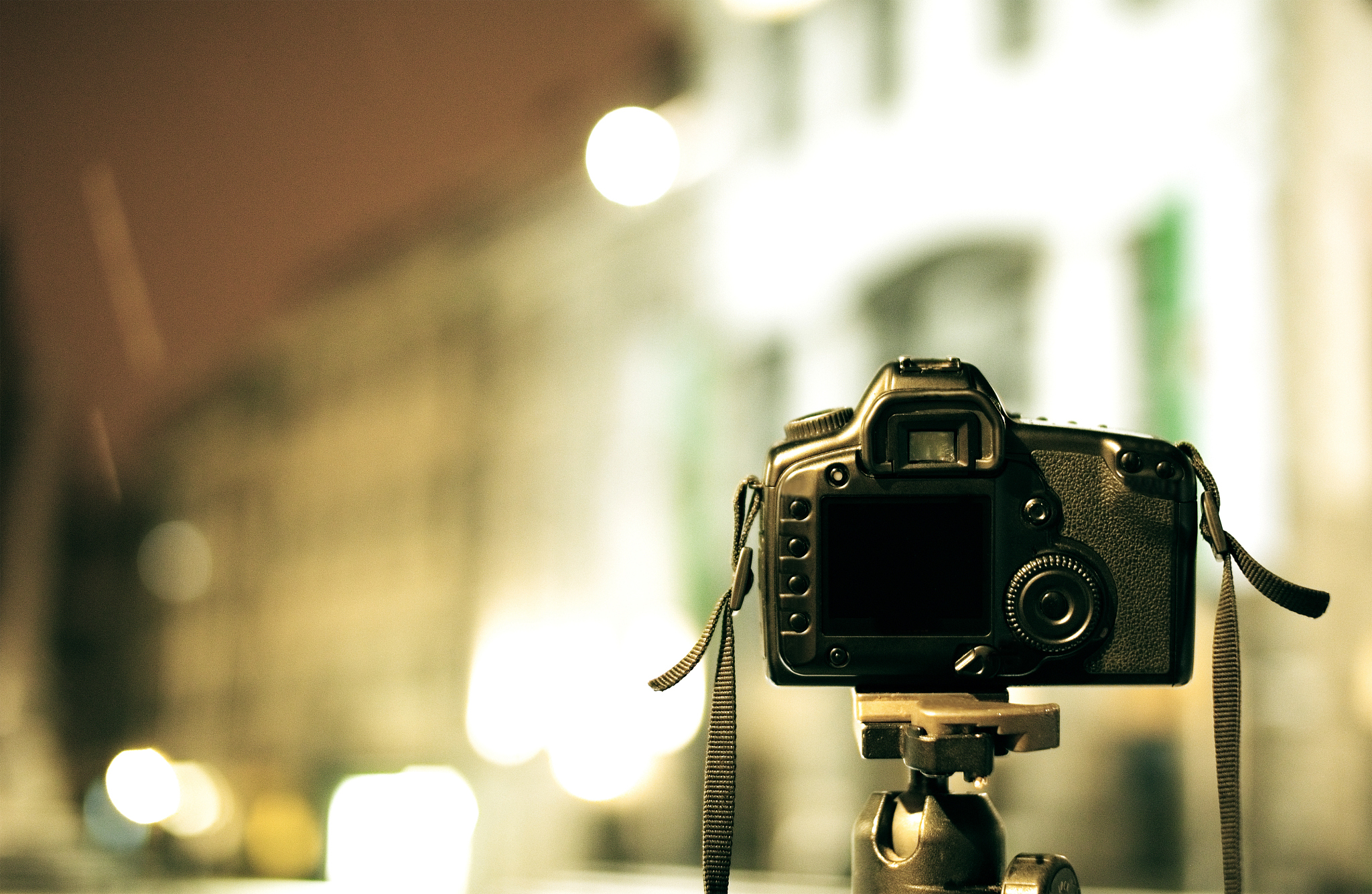 产品摄影必备工具：从相机到后期处理软件