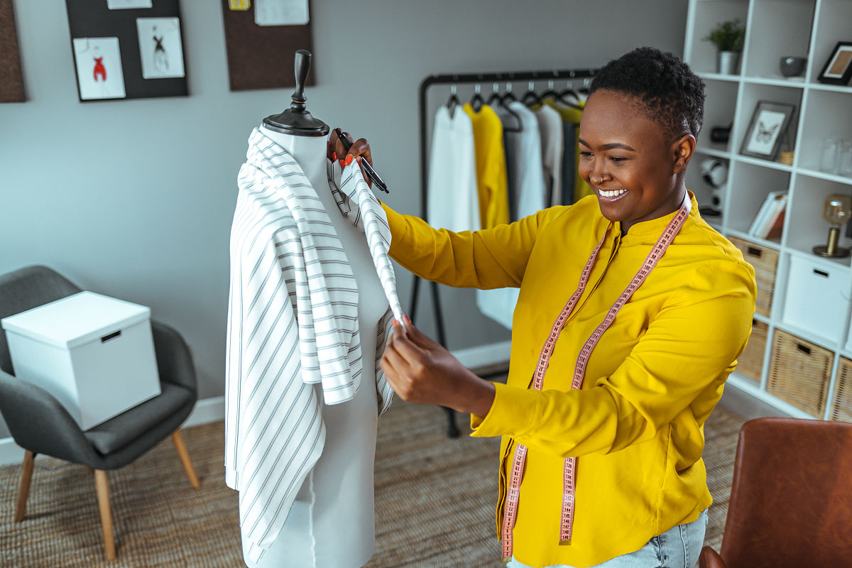 邯郸2022年女生适合学的中专专业