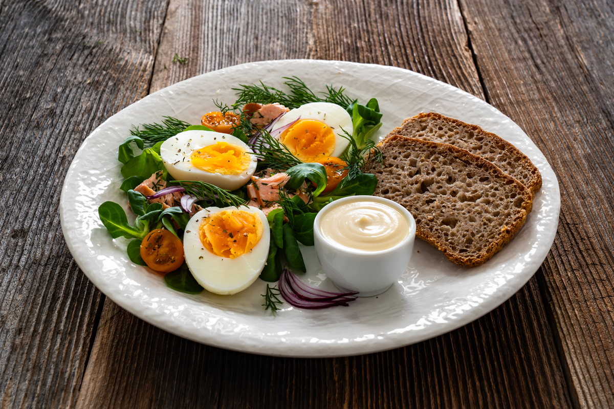 营养早餐开启活力每一天：美好生活从这里开始！