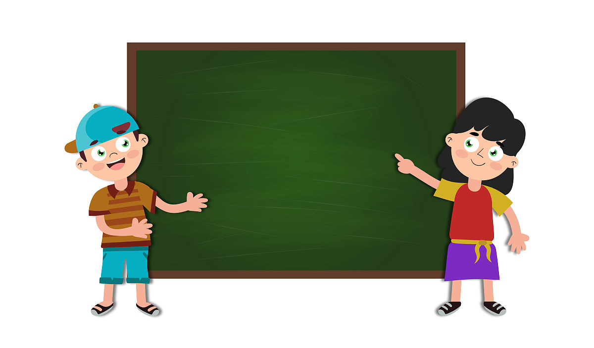 在学校里,孩子们站在黑板前面
