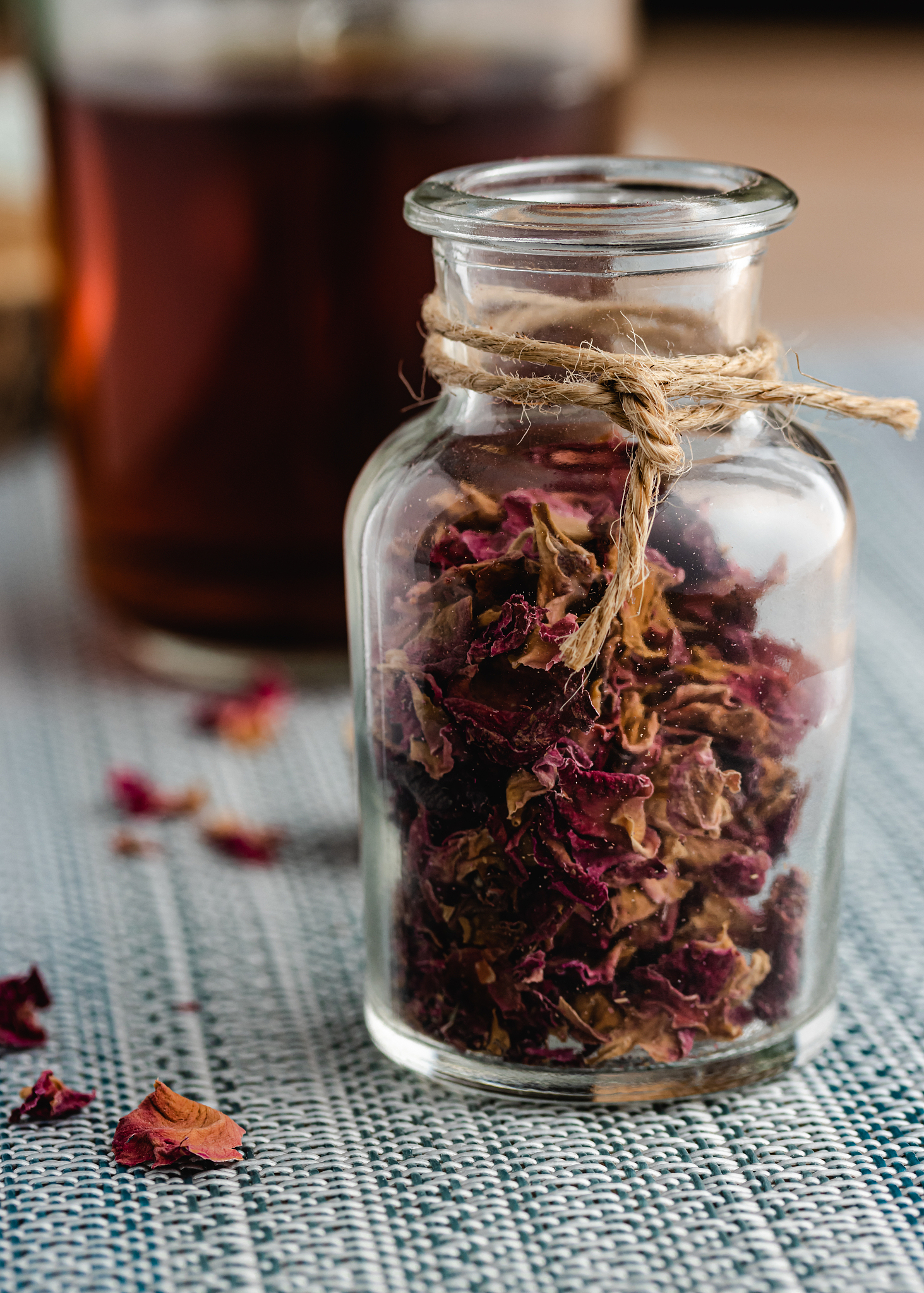 锁阳上面的花头能泡酒吗，