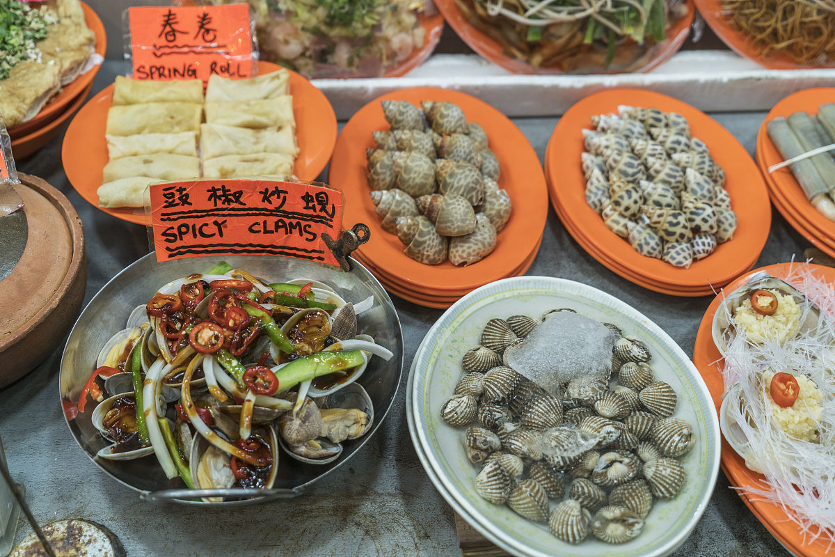 在顺德做夜宵的时候经常会听到食客们讲一些有趣的故事