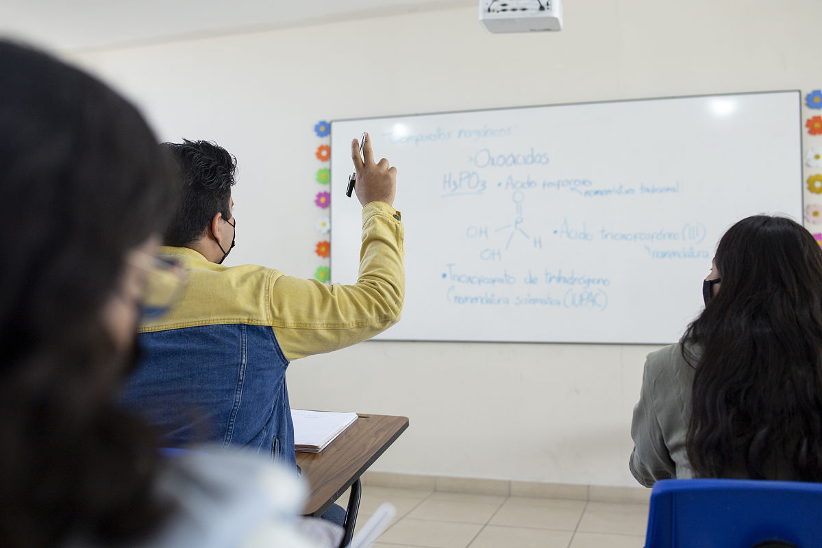如何组织艺术生的英语写作课堂教学