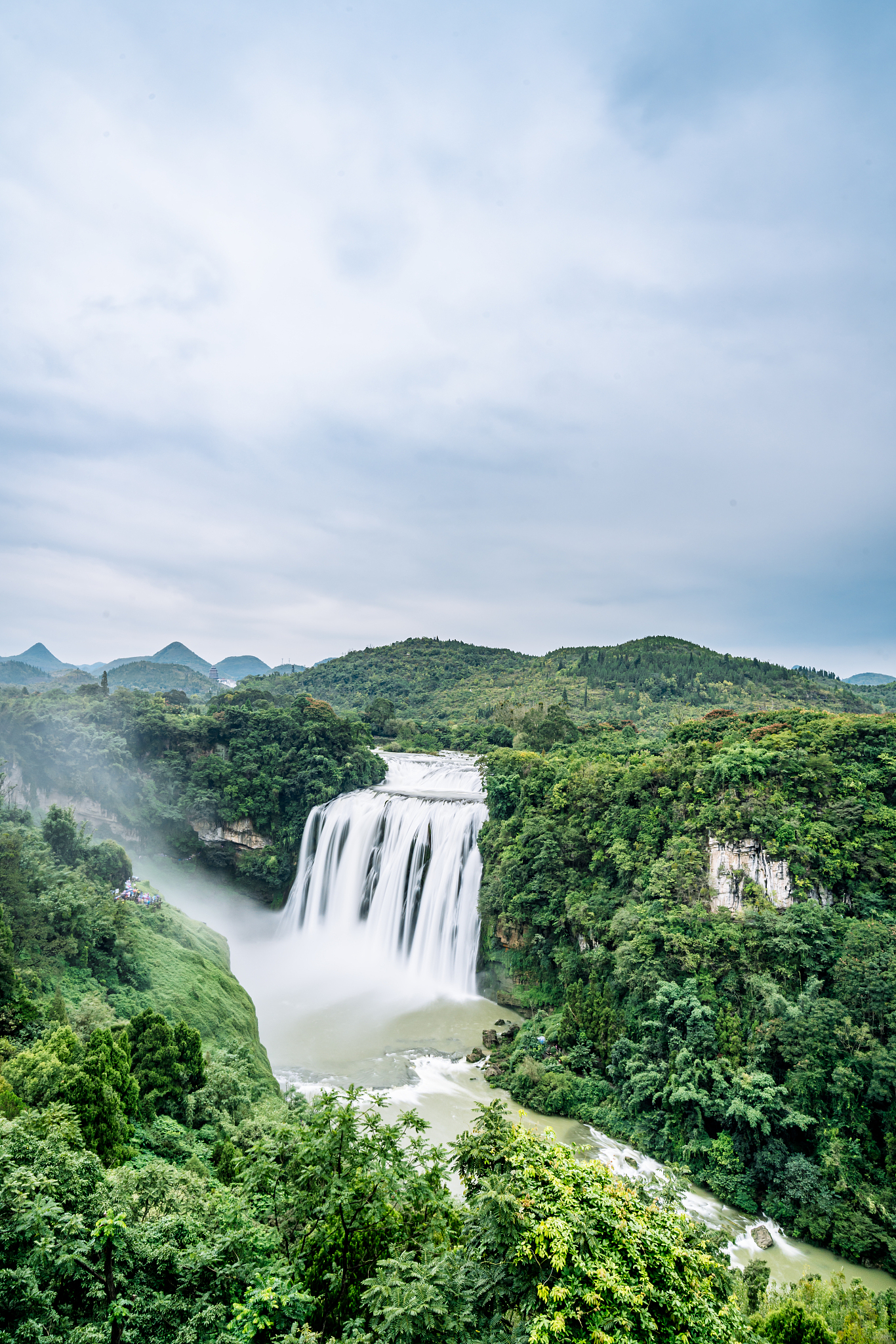 贵州安顺地基二级资质办理及转让：全方位解析