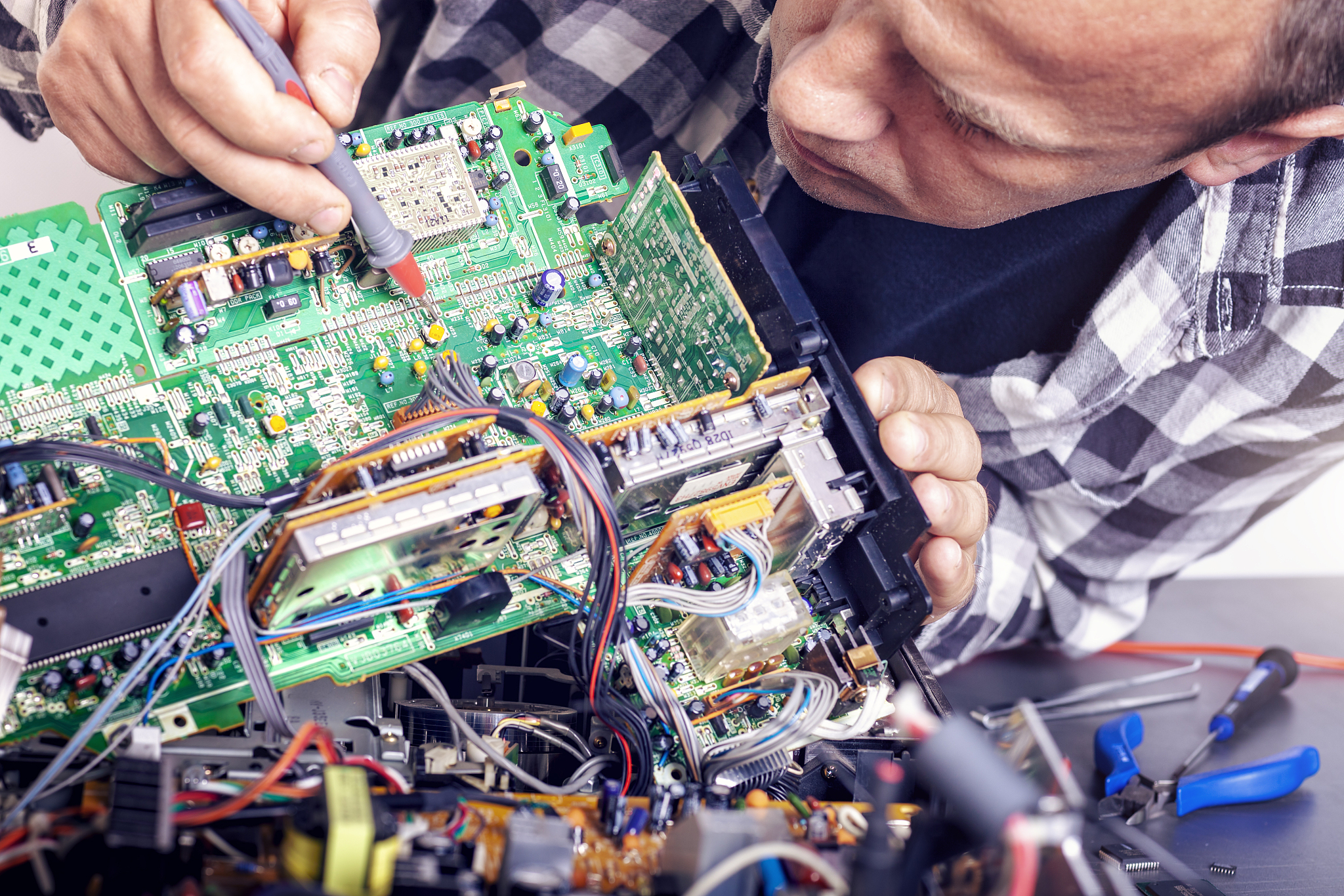 四川省弘博中等专业学校：电子电器应用与维修专业介绍