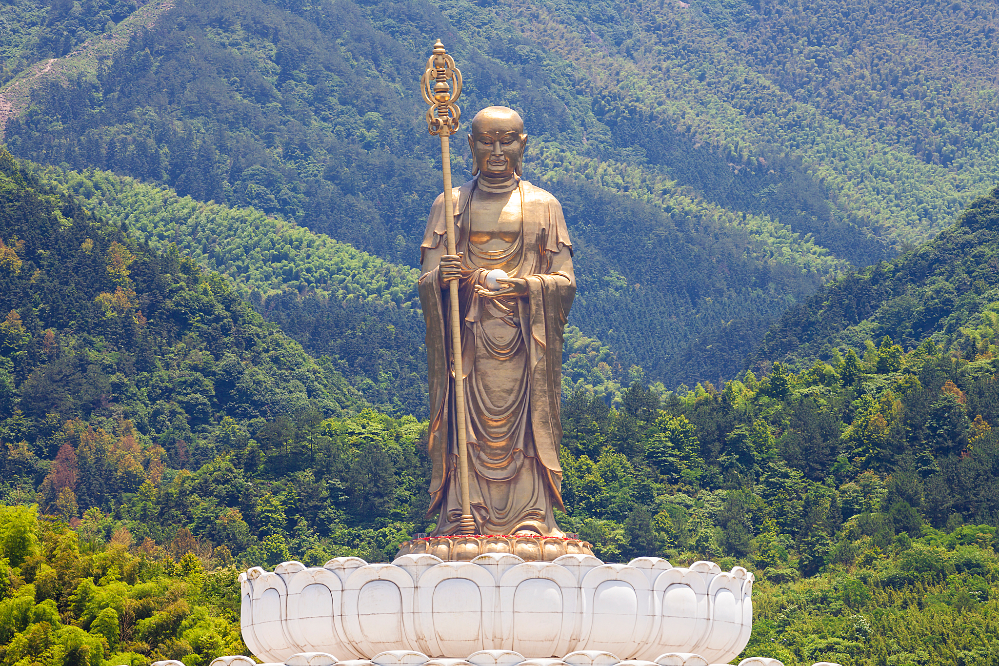 九华山之旅，从大愿文化园开始：体验地藏文化精髓