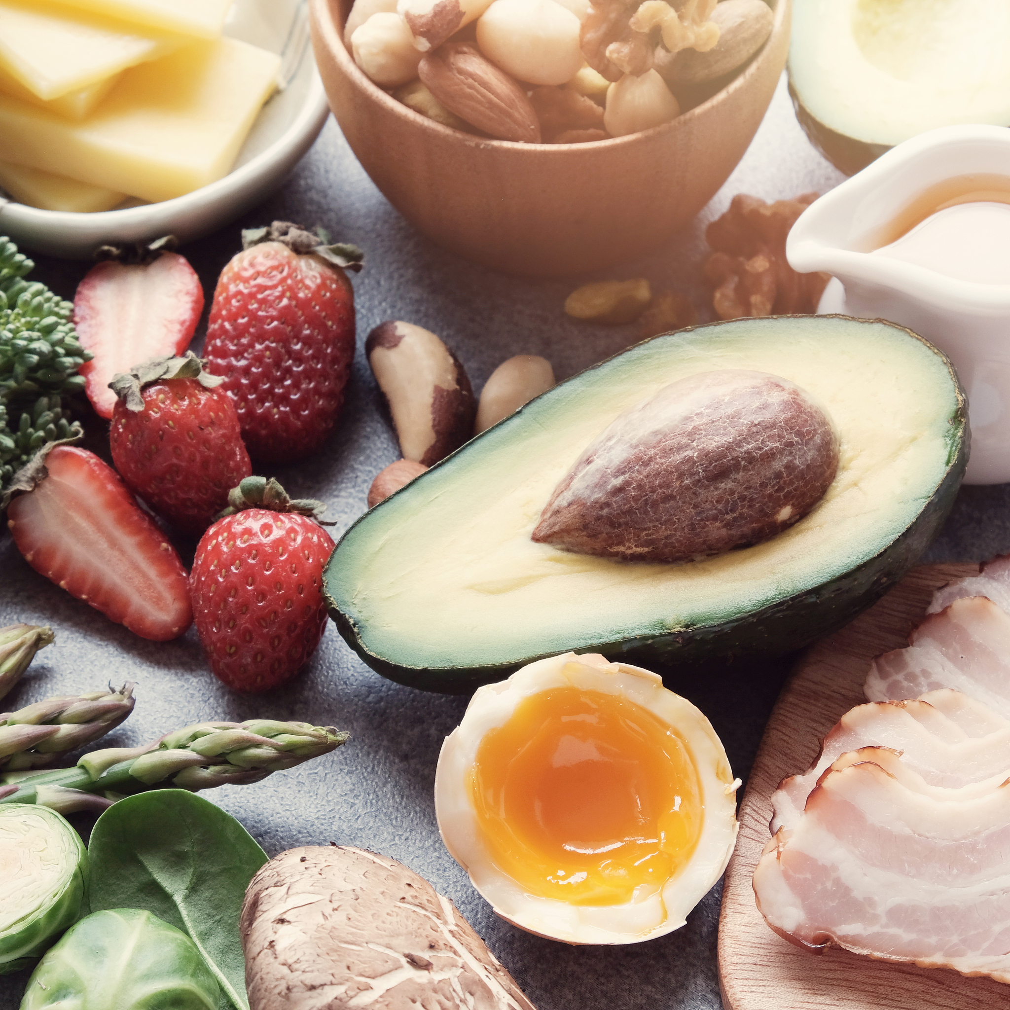 5个关于能量代谢的关键问题及答案：全面解析基础代谢、营养素影响、热效应等