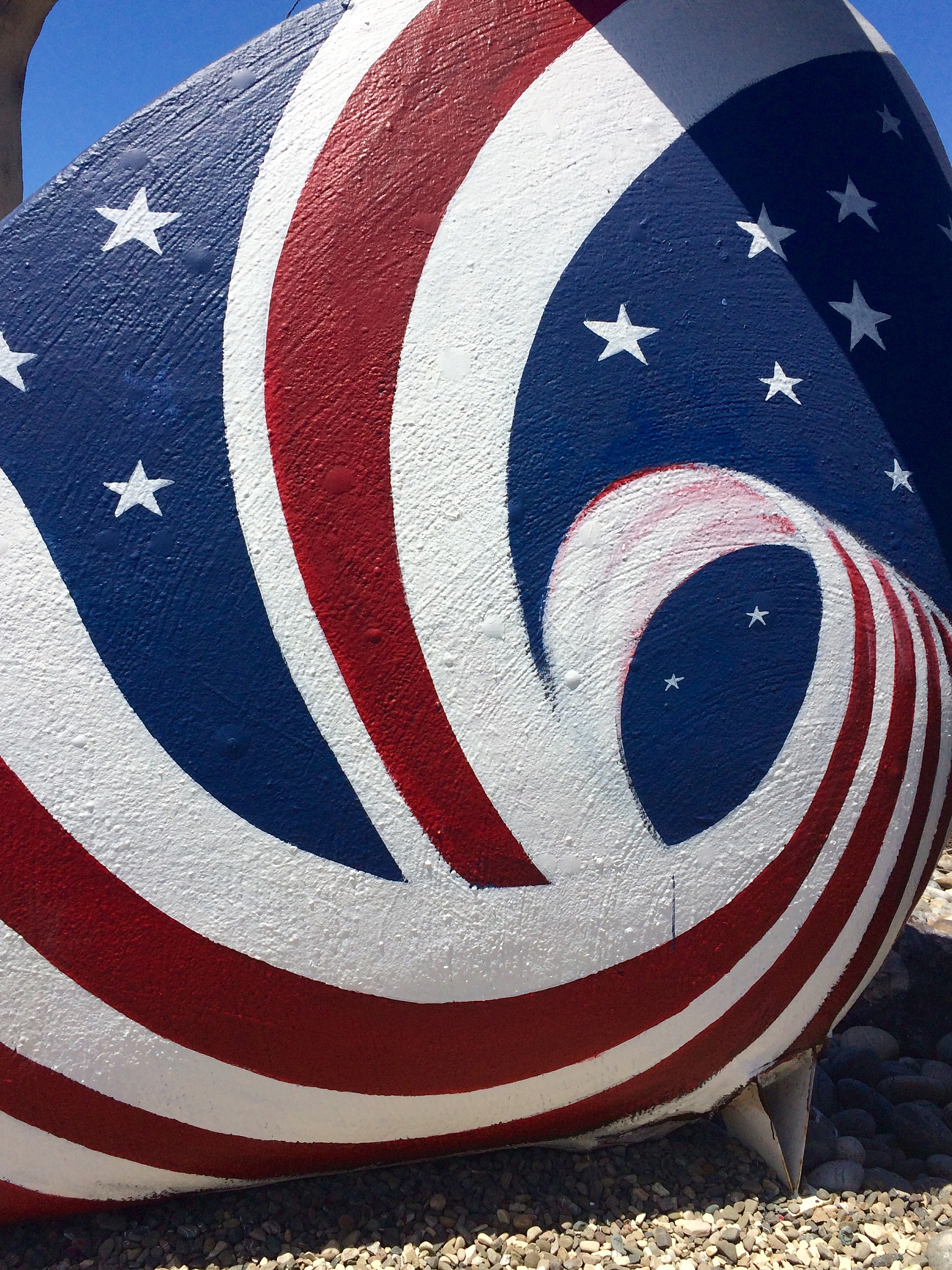 蓝色男孩的红色球：一个关于接纳的故事