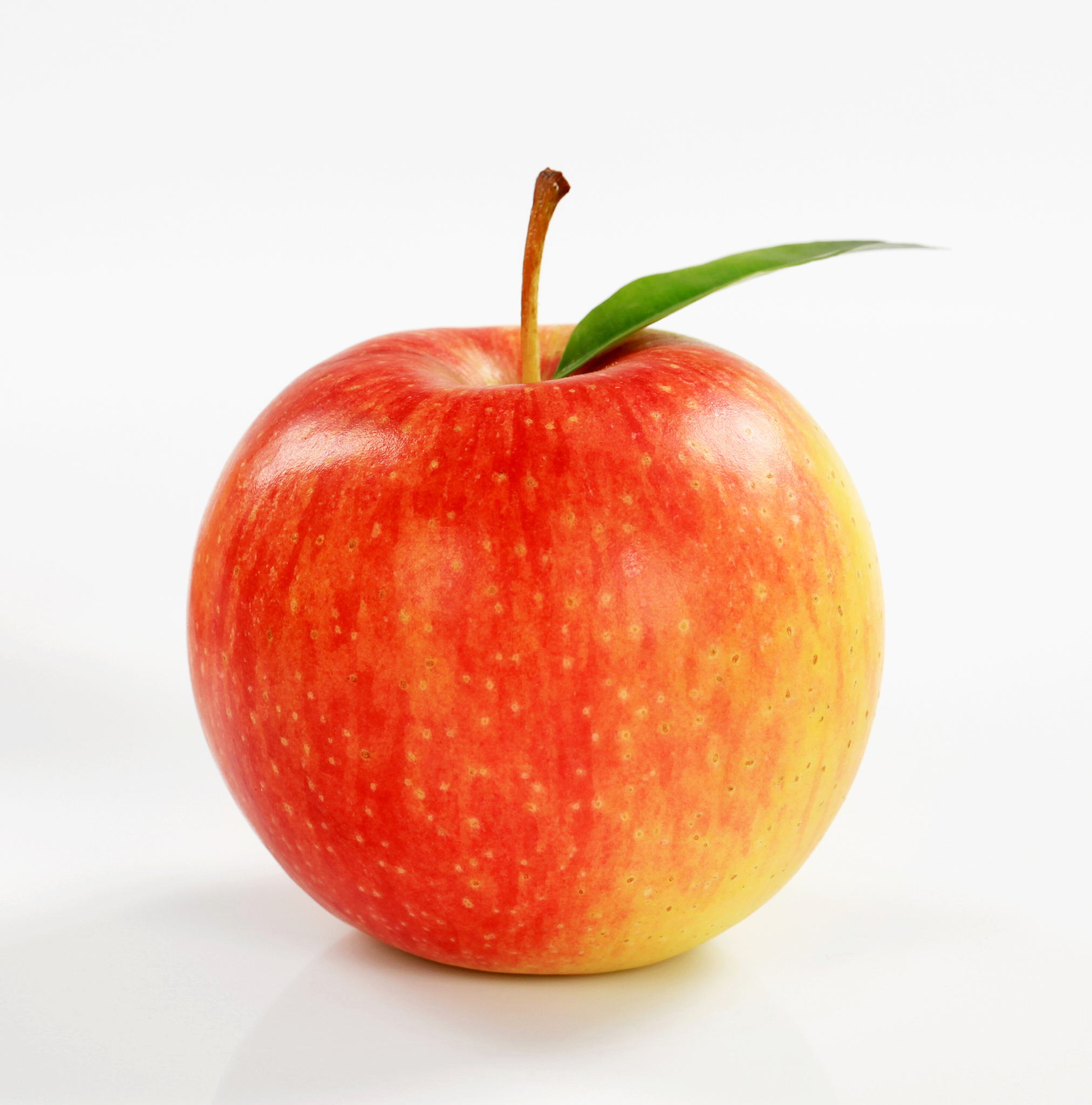 red apple