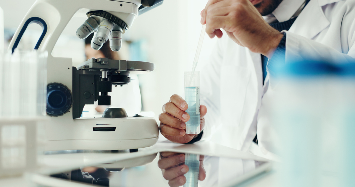 探秘爸爸的生物实验室：奇妙的显微镜世界和细胞之旅