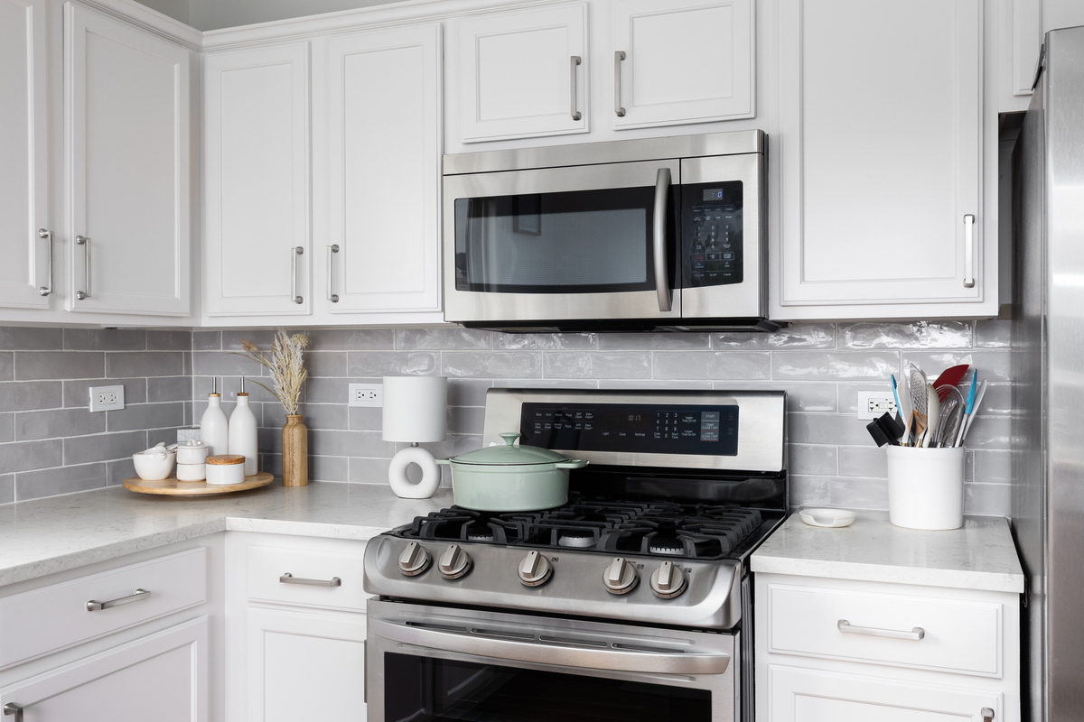 厨房油烟机怎么选？佰维斯告诉你答案！