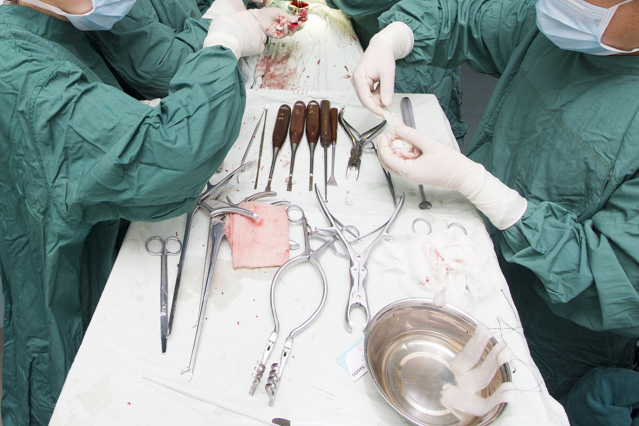 贵阳卫校护理专业课程设置：基础医学、临床医学、人文医学、护理学