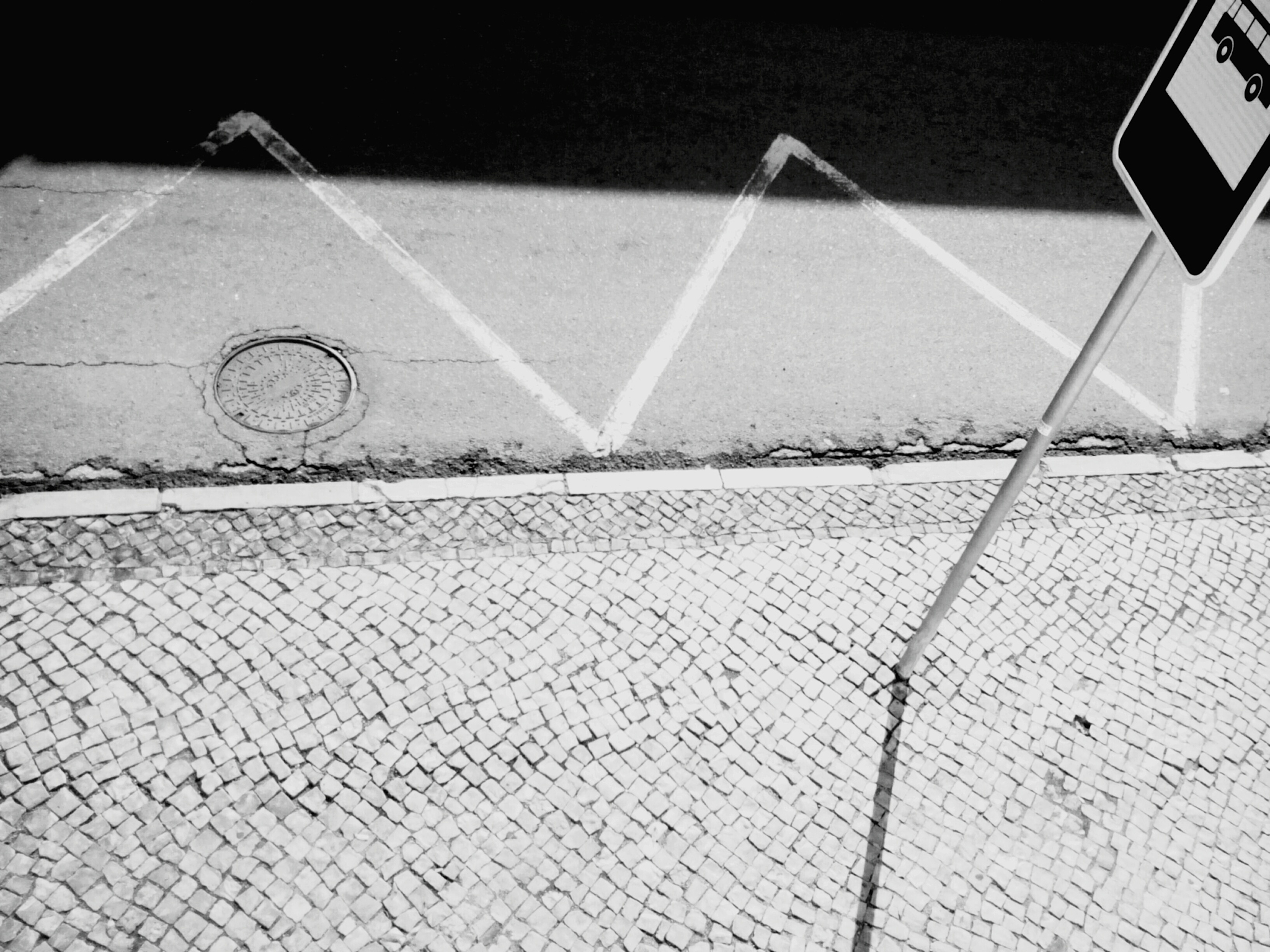 中午影子指向什么方向？简单方法判断方位和时间