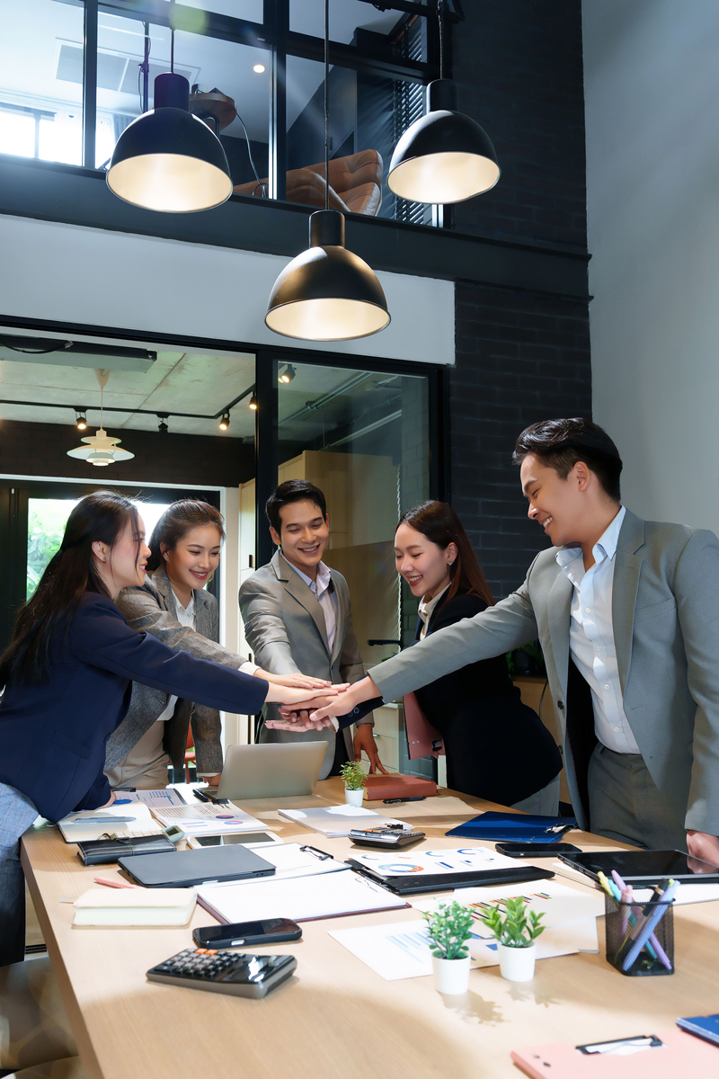 打造多元文化职场：构建健康包容工作环境的实用指南