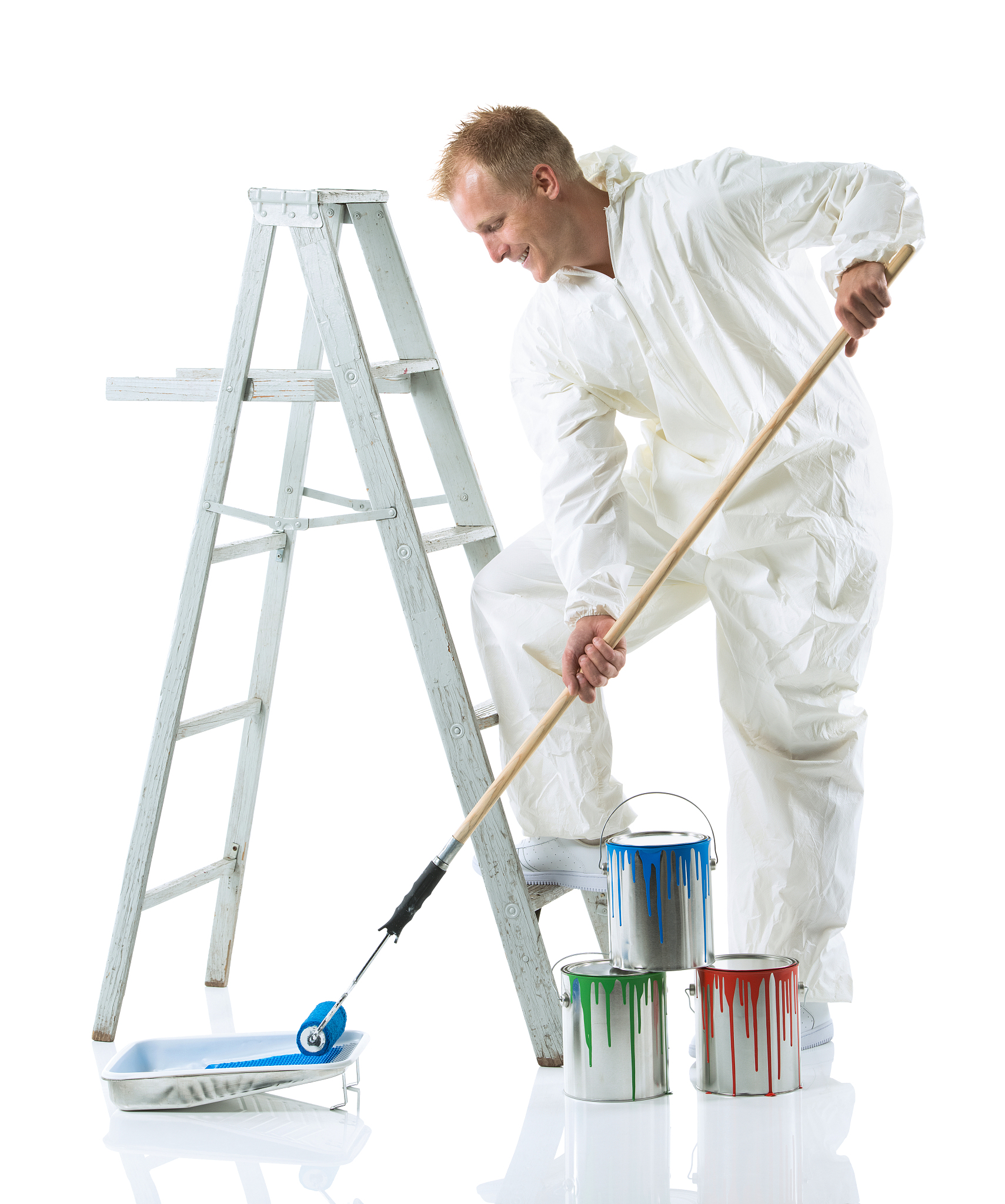 Damaged Ladders Hinder Cargo Hold Cleaning