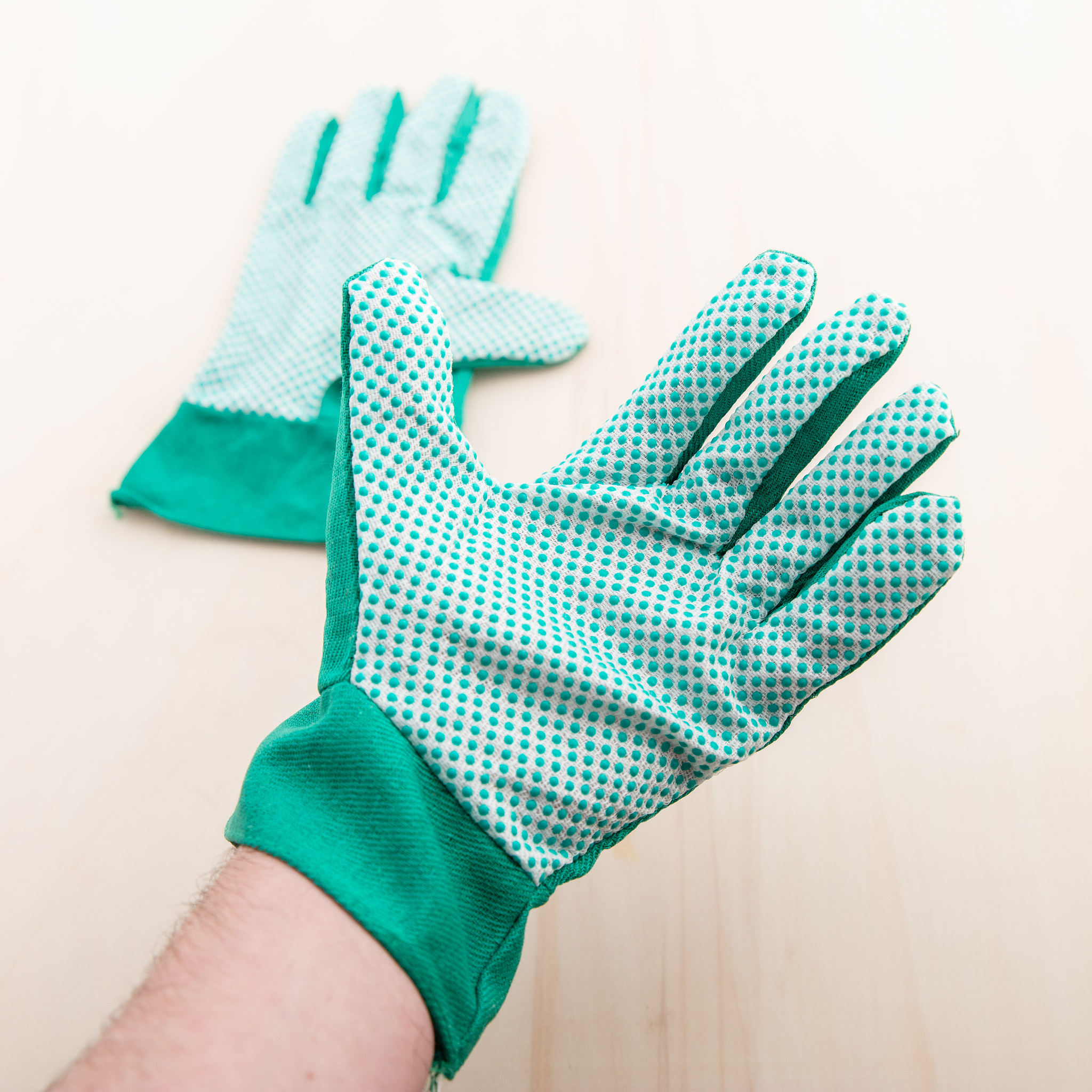 garden gloves