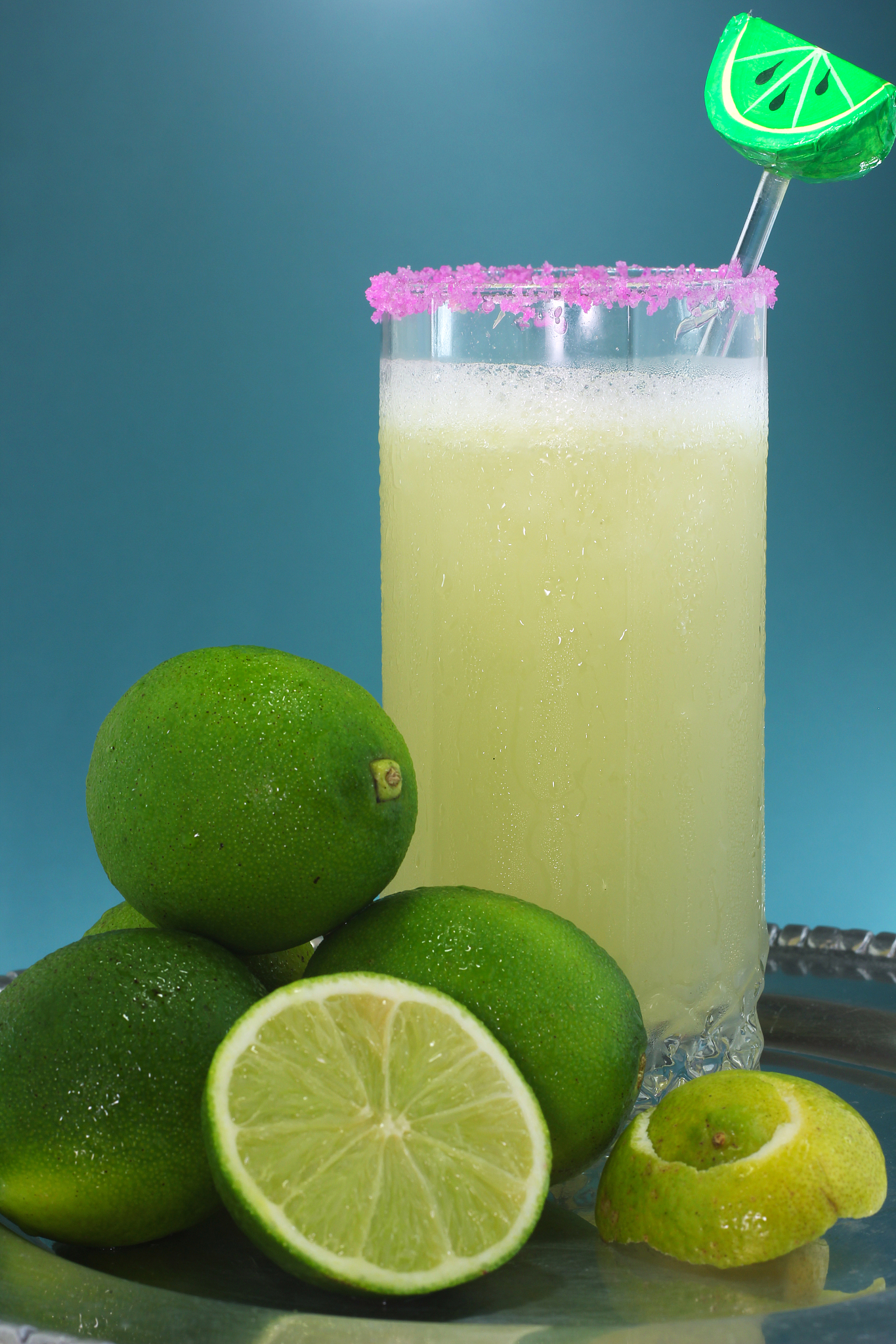 cold lemon juice and fresh lemons