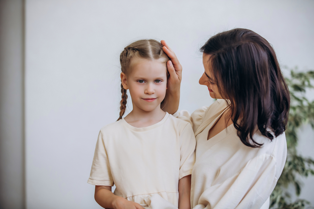 女儿像姐妹？如何优雅回应赞美！