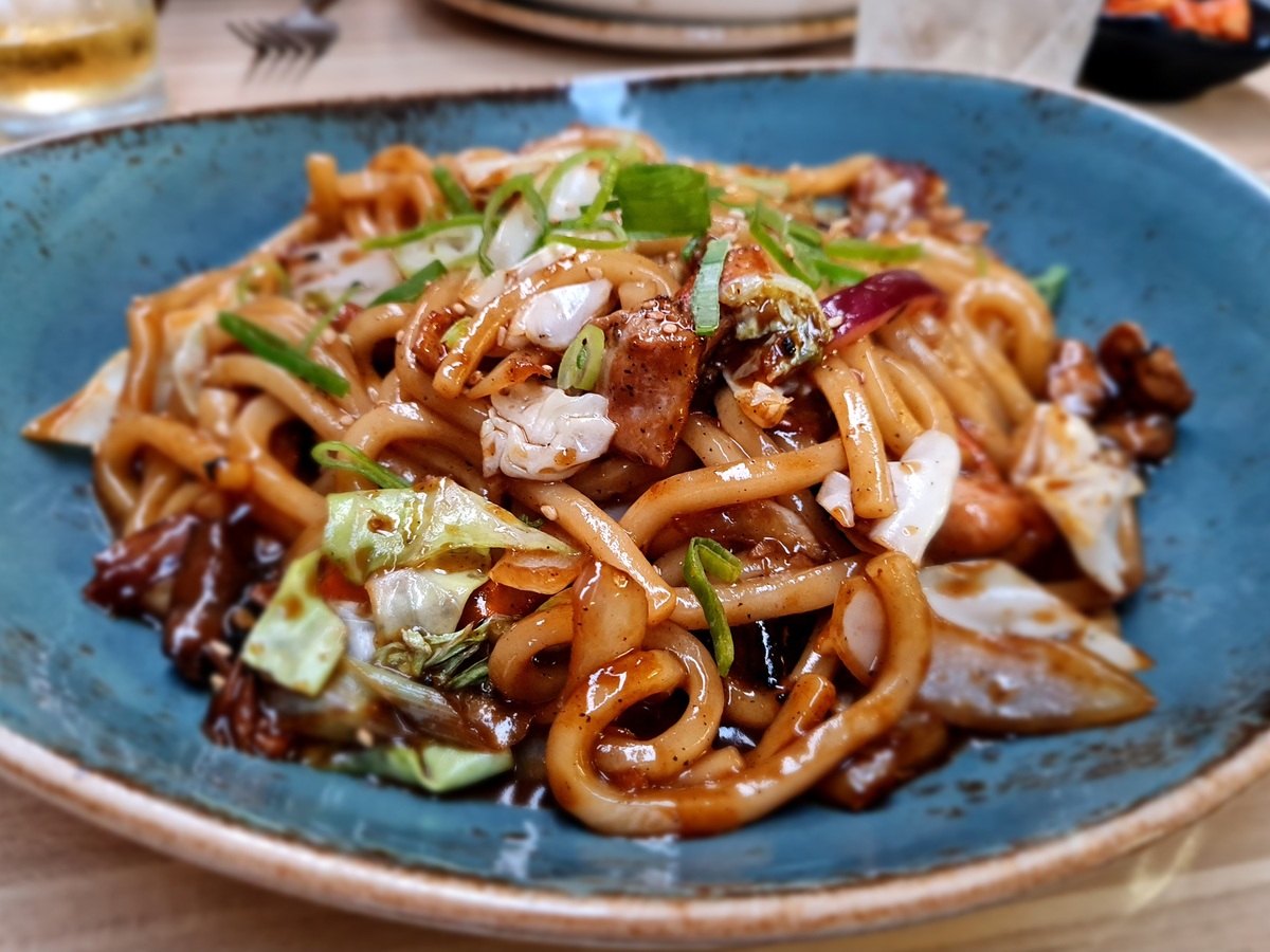 新疆炒米粉外卖推荐：地道风味，口感过瘾！