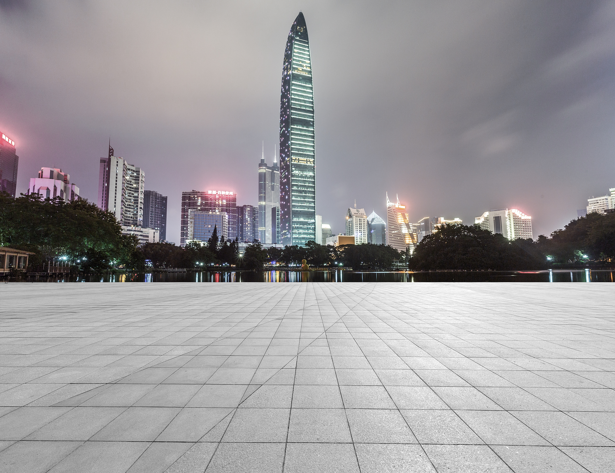 深圳