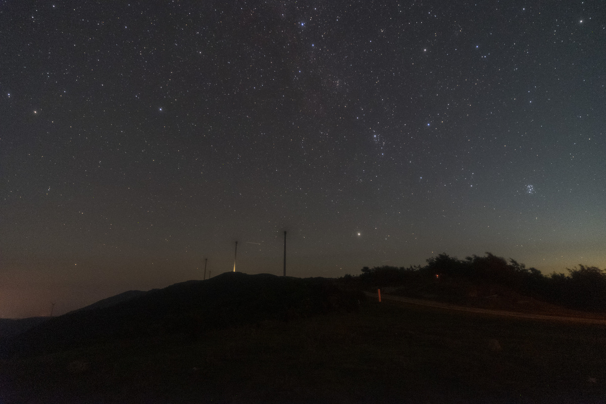 宁静夜空诗:描绘夜晚的静谧与美好 宁静夜空诗:描绘夜晚的静谧与美好