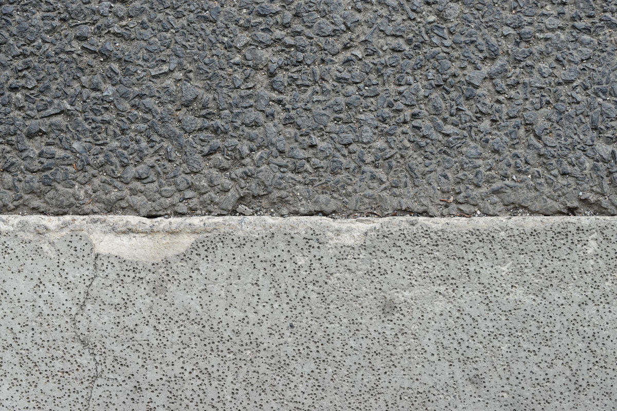 沥青混凝土密度一立方多少吨