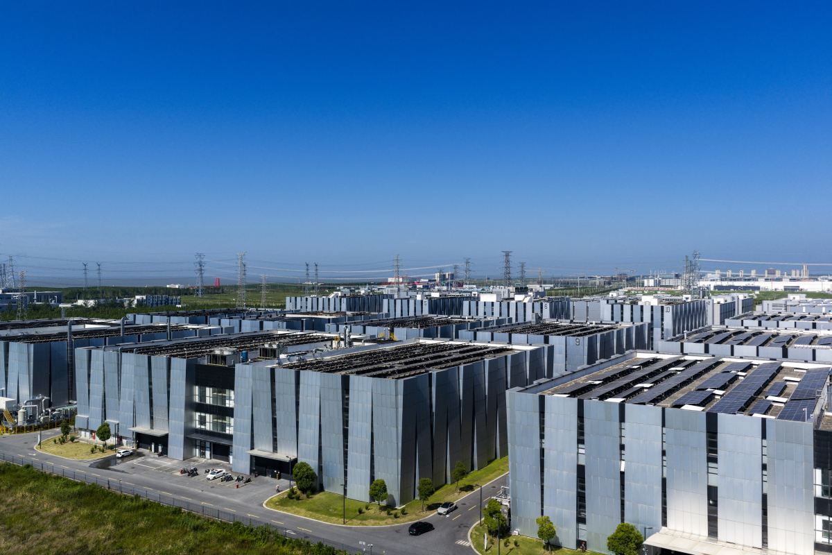 主体是济宁制造强市建设经开区指挥部新能源新材料专班内容主要是帮助企业解决土地、项目问题申报各项平台宣传惠企政策等请新闻宣传稿