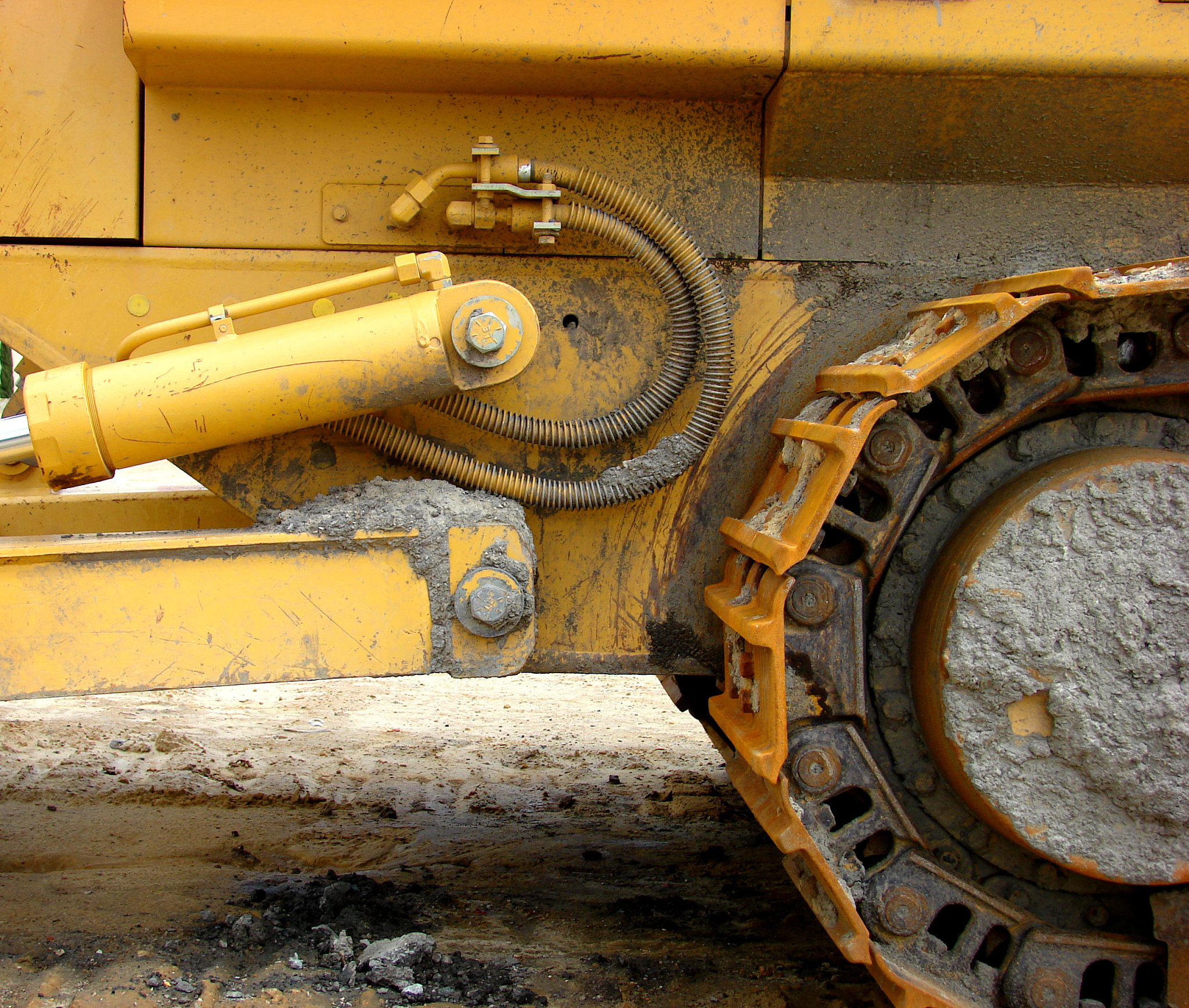 液压传动系统负载解析：力、扭矩、压力及更多