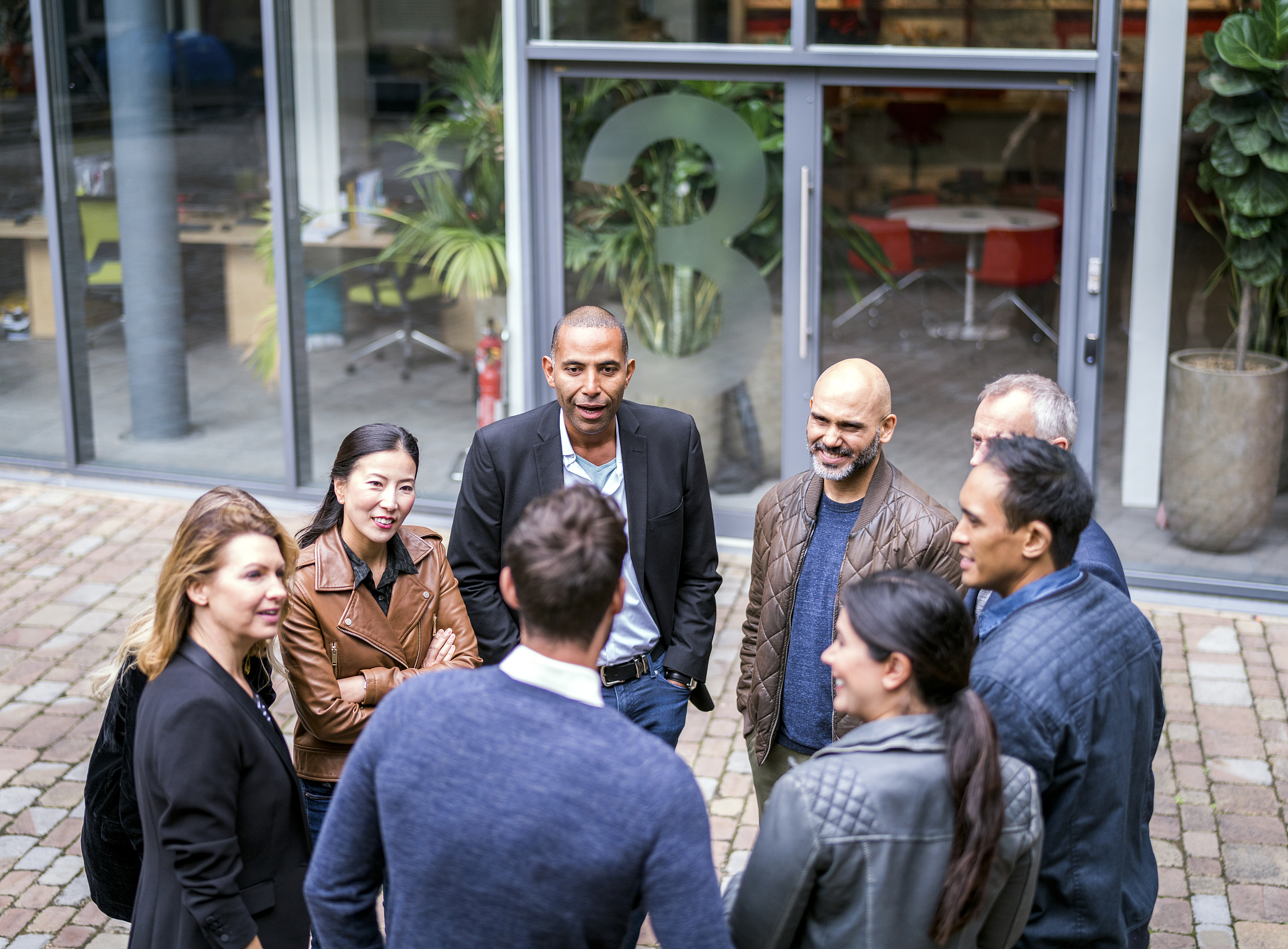 十二怒汉：经典法庭剧，展现美国社会真相