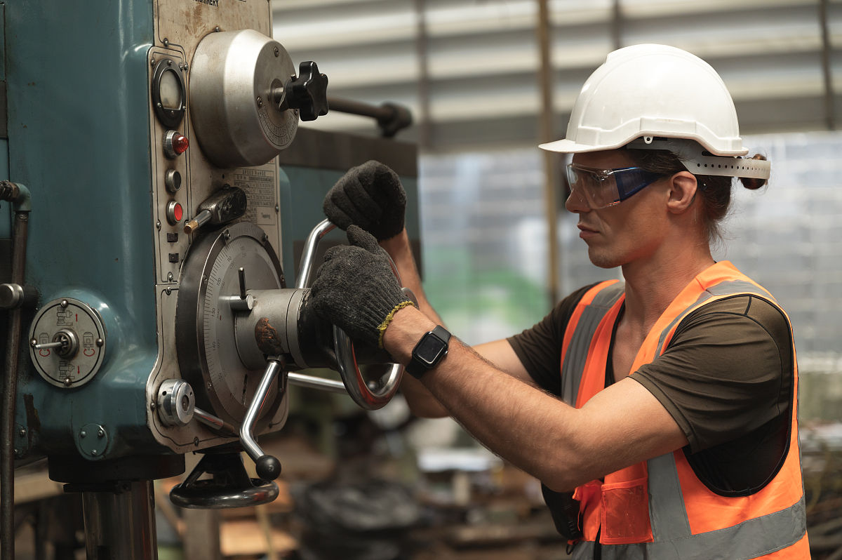 成都航空航天专业就业指南：如何选择方向并顺利就业？