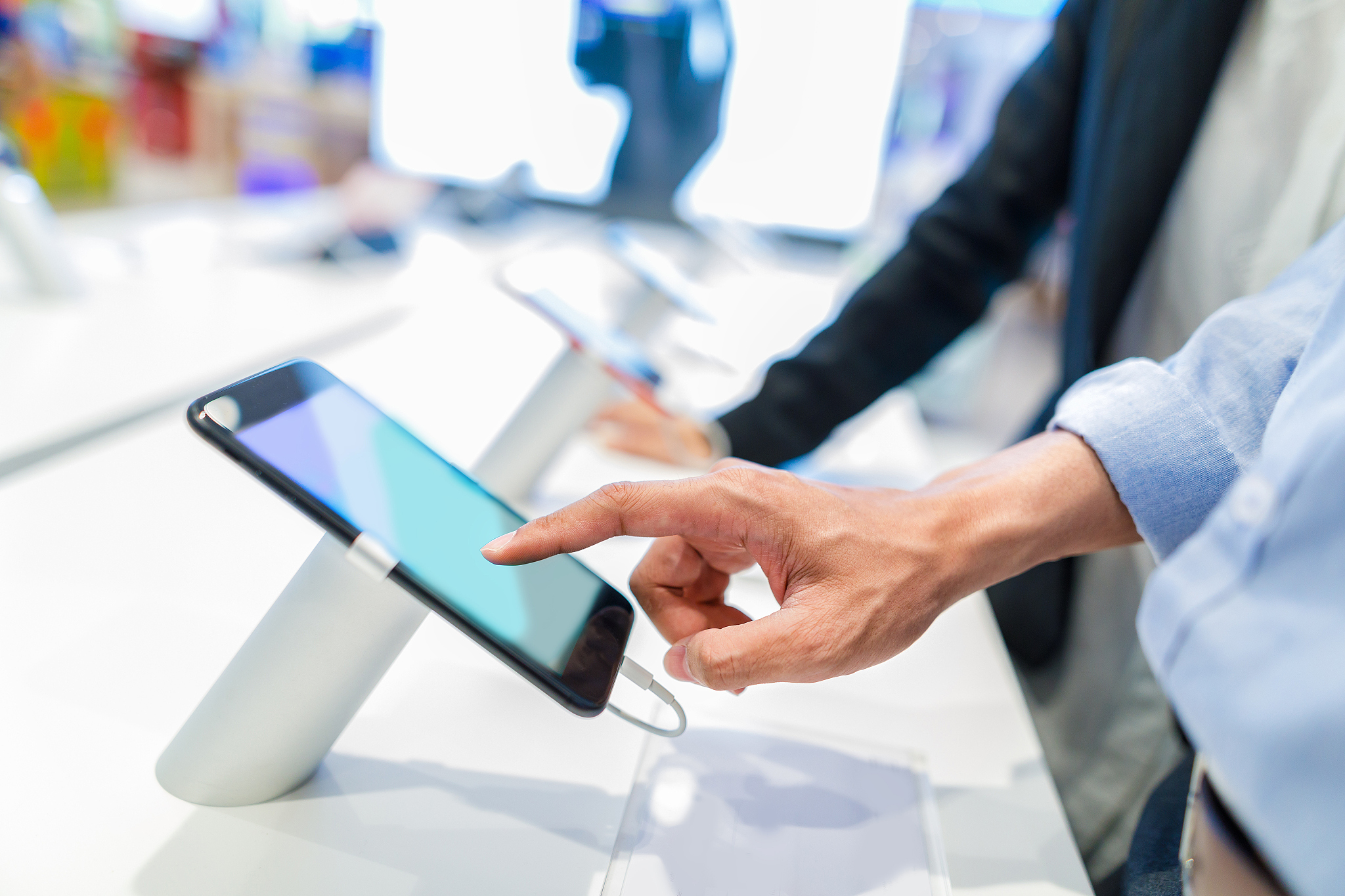 手机相关工作：从销售到开发，探索手机行业的职业选择