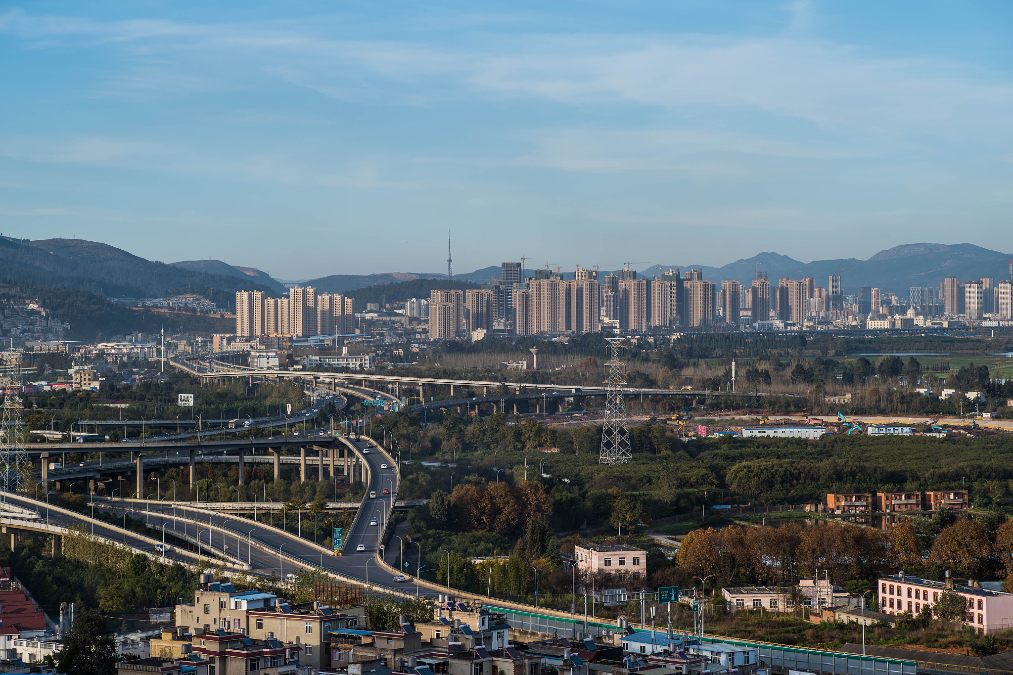 the overlooking kunming