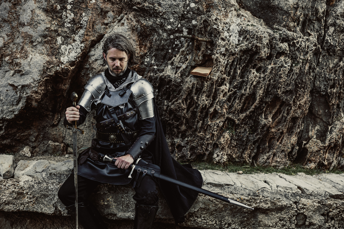 Compare Ezio Auditori and Arno Dorian in detail