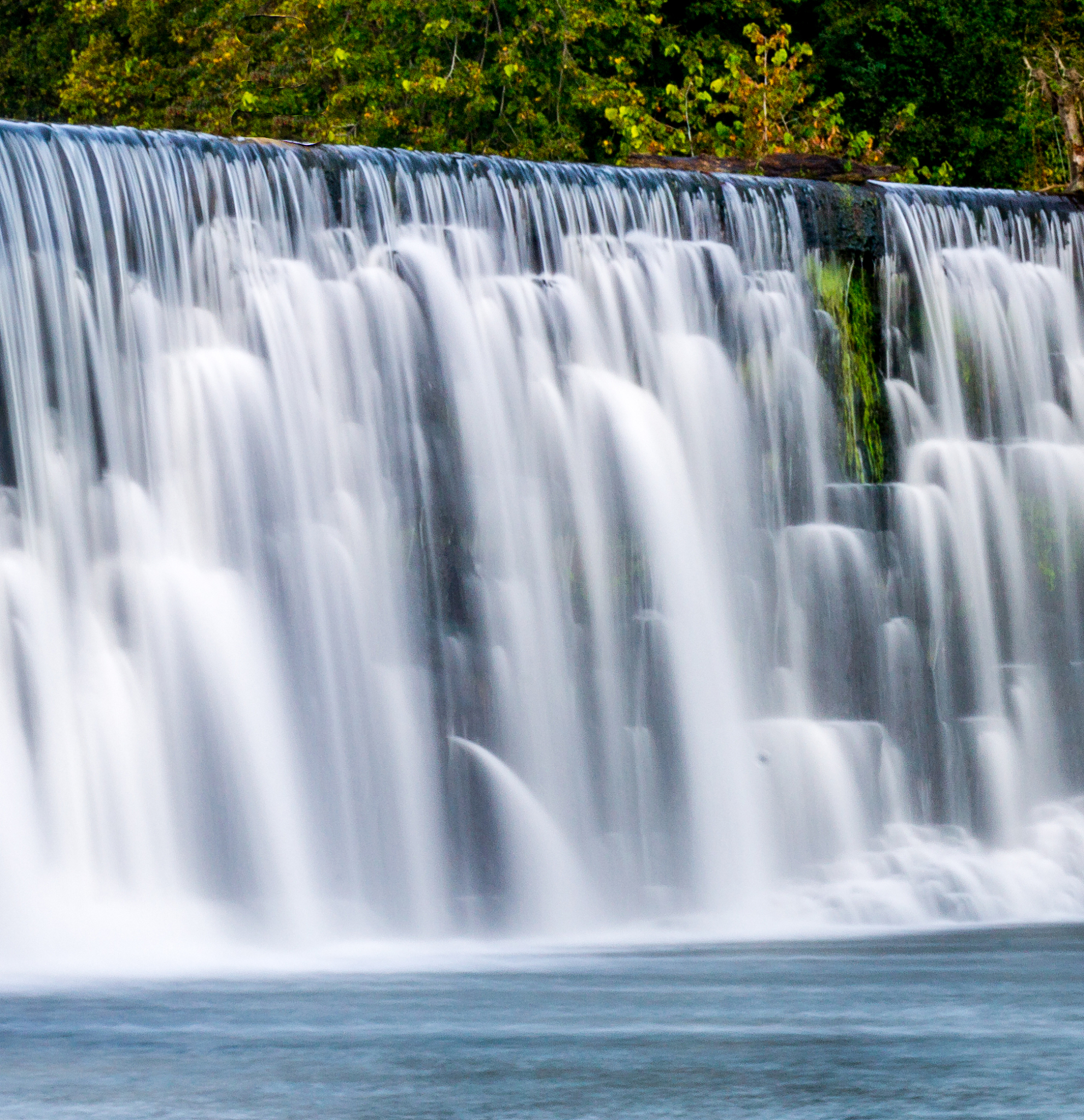 给我一个 莱恩斯玖大综物料管理系统V10 对 莱恩斯玖工业智能称重系统 的核心支持作用