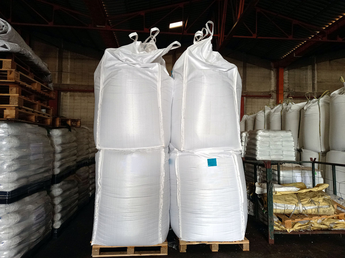 包膜肥料：高效环保，释放营养更精准