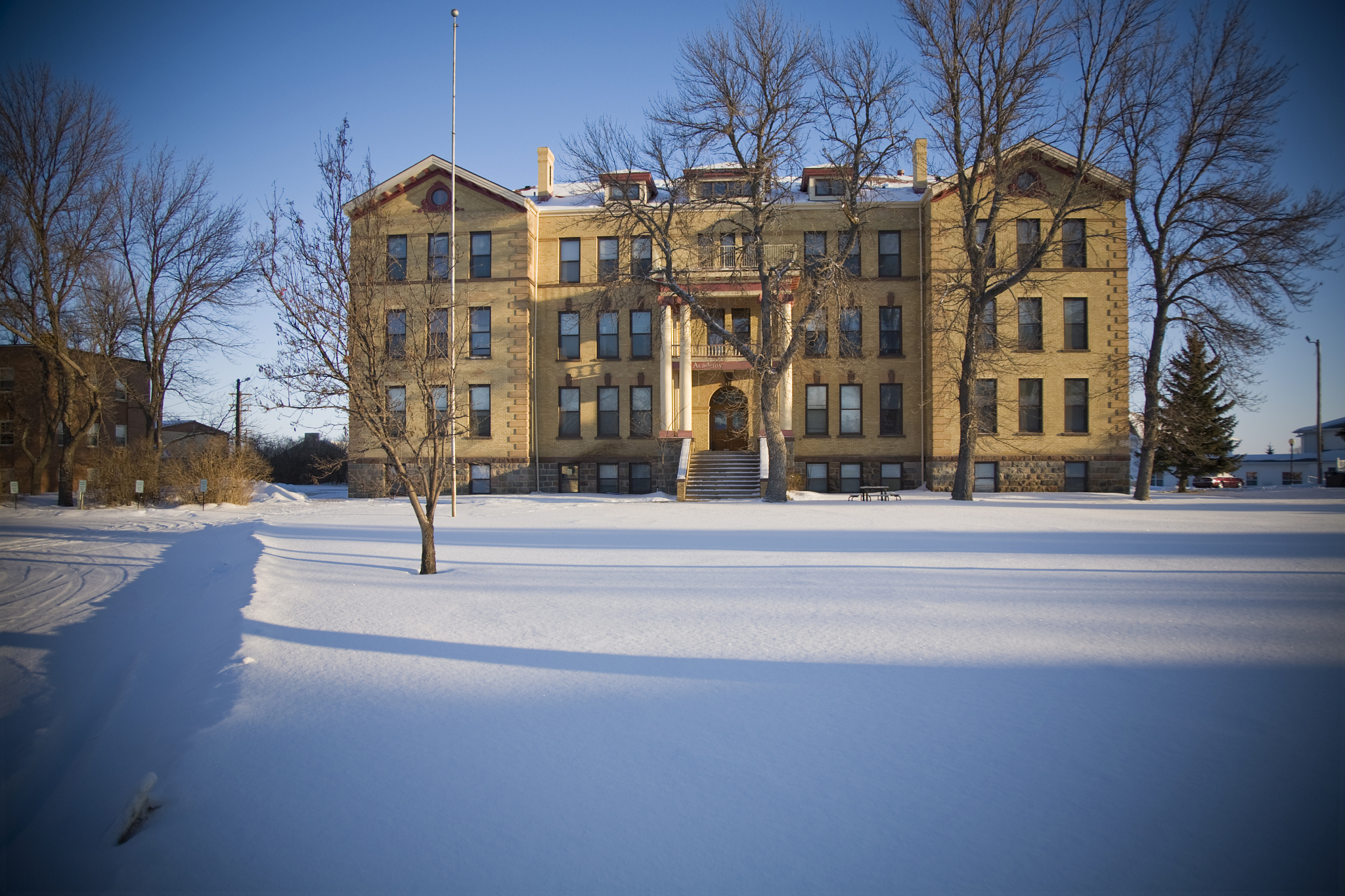 云南昆明工业学校2022年有哪些专业