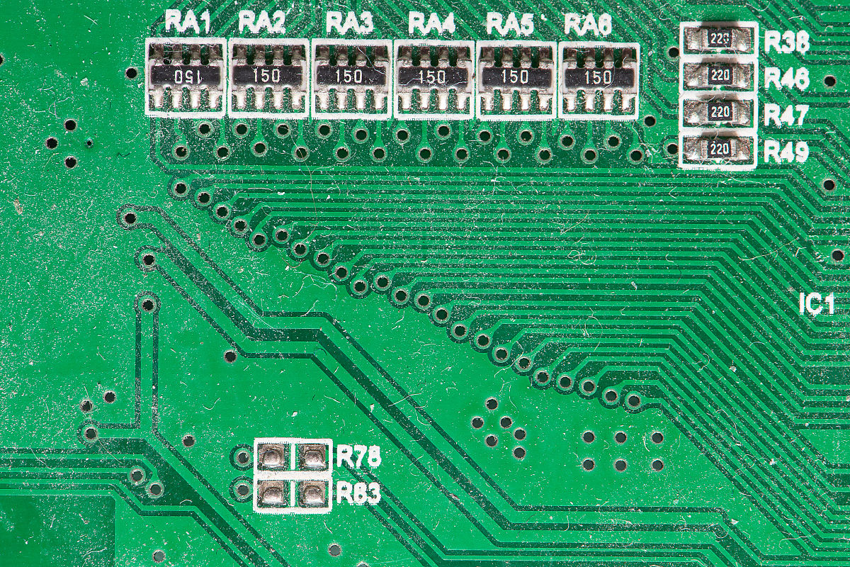 STM32F103C8T6 与MPU9250连接请帮我写出他的磁力计六个参数变成偏航角范围是0-360